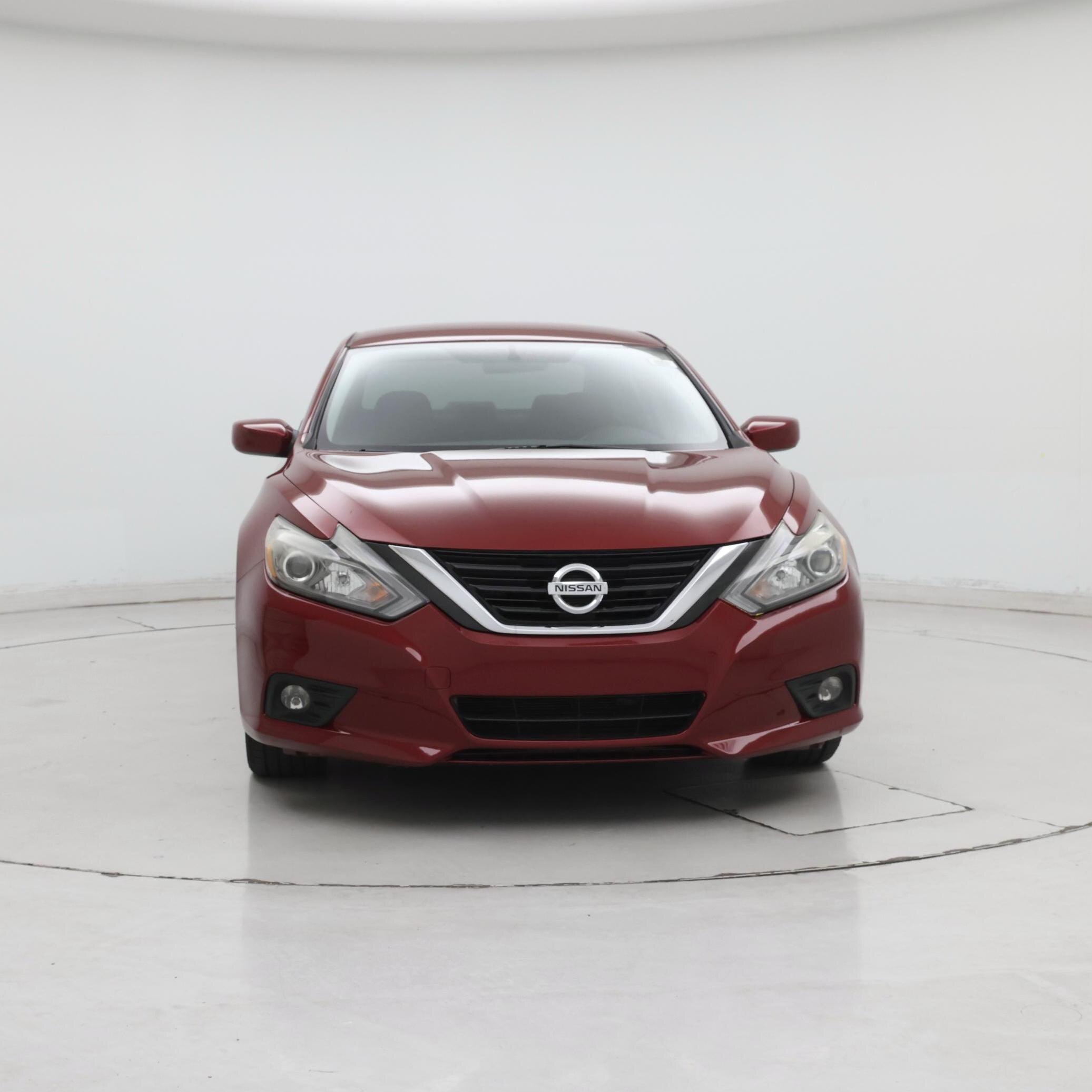 Thumbnail: 2018 Nissan Altima - 5