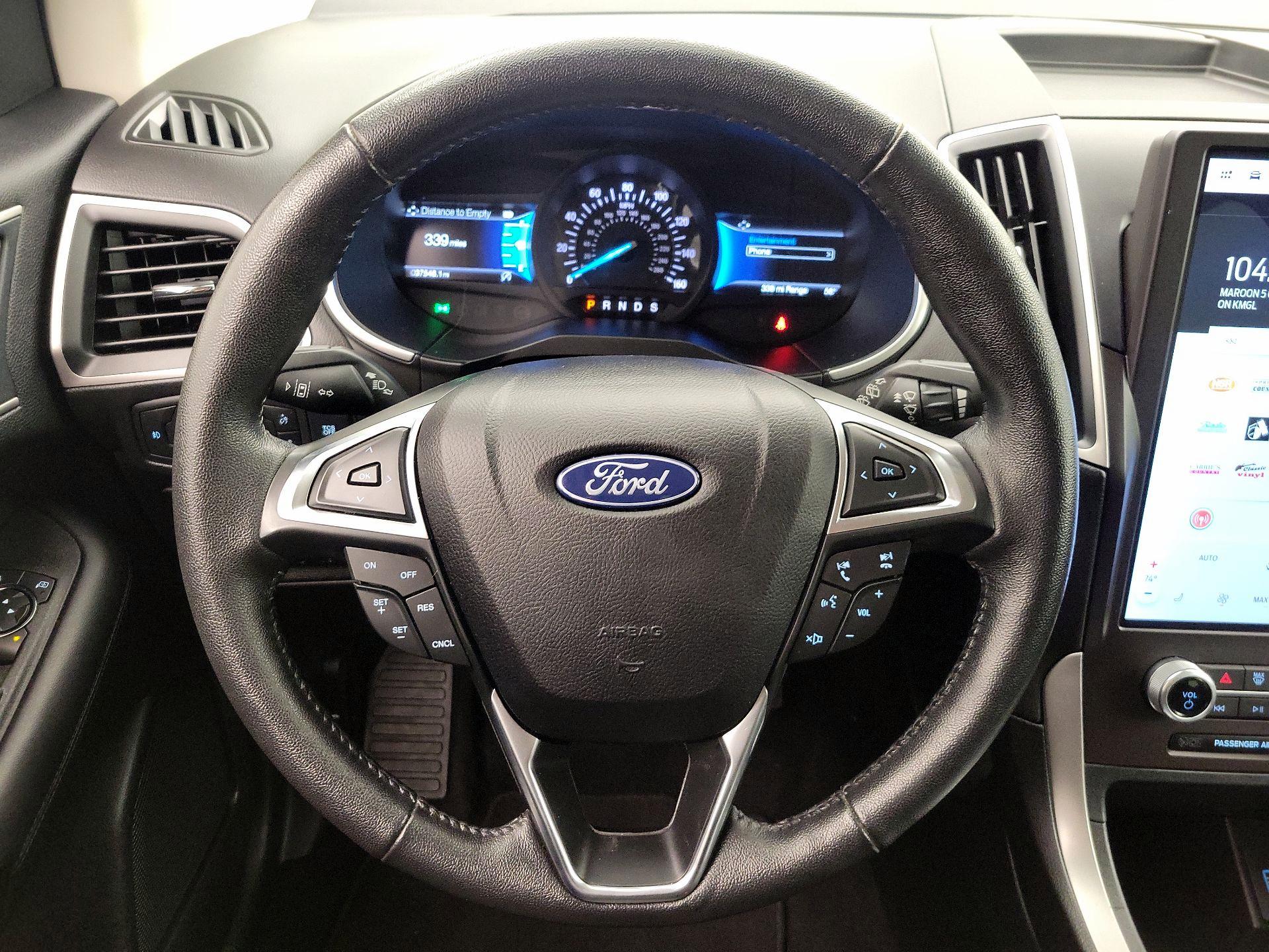 Thumbnail: 2021 Ford Edge - 10