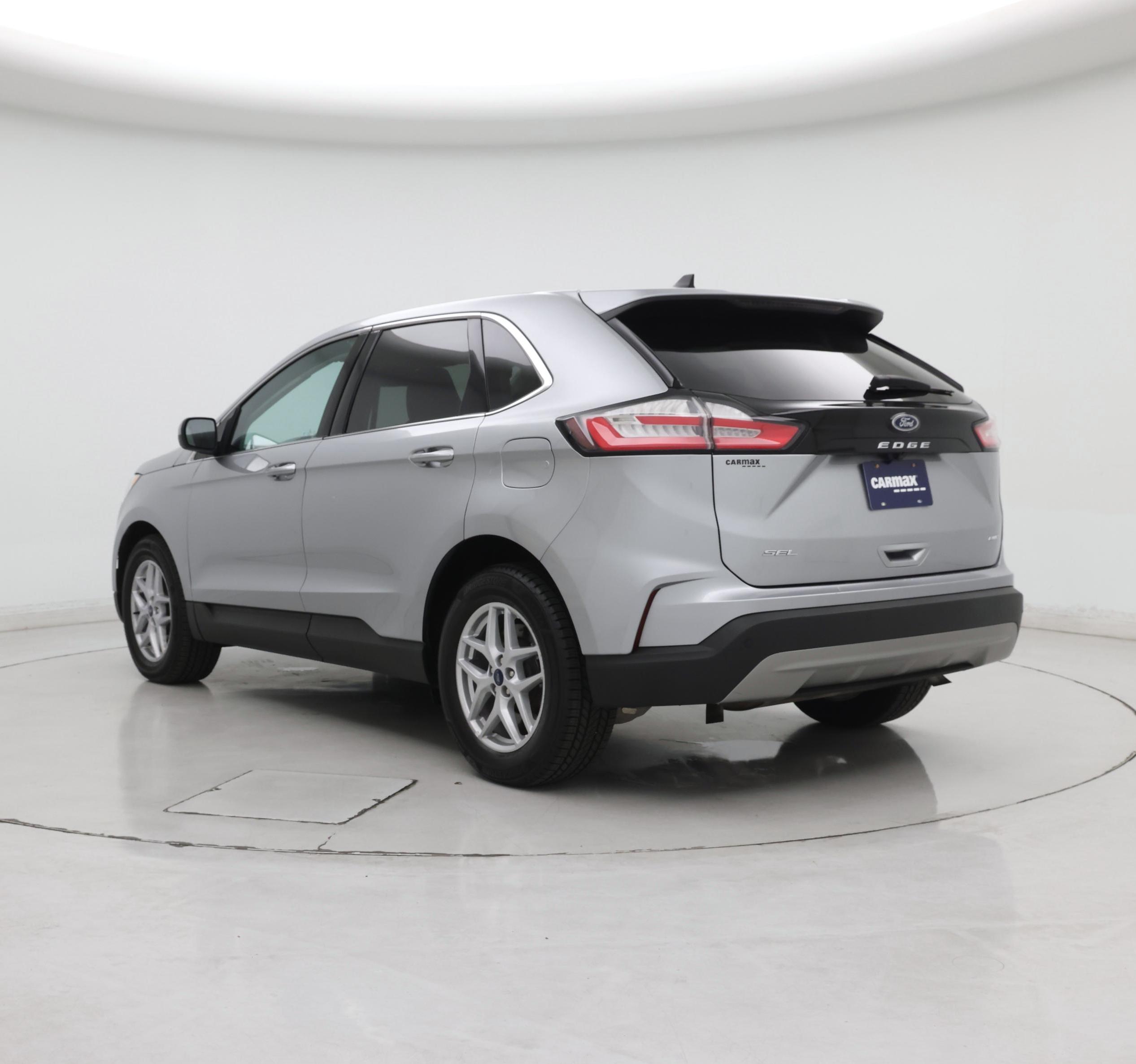 Thumbnail: 2021 Ford Edge - 2