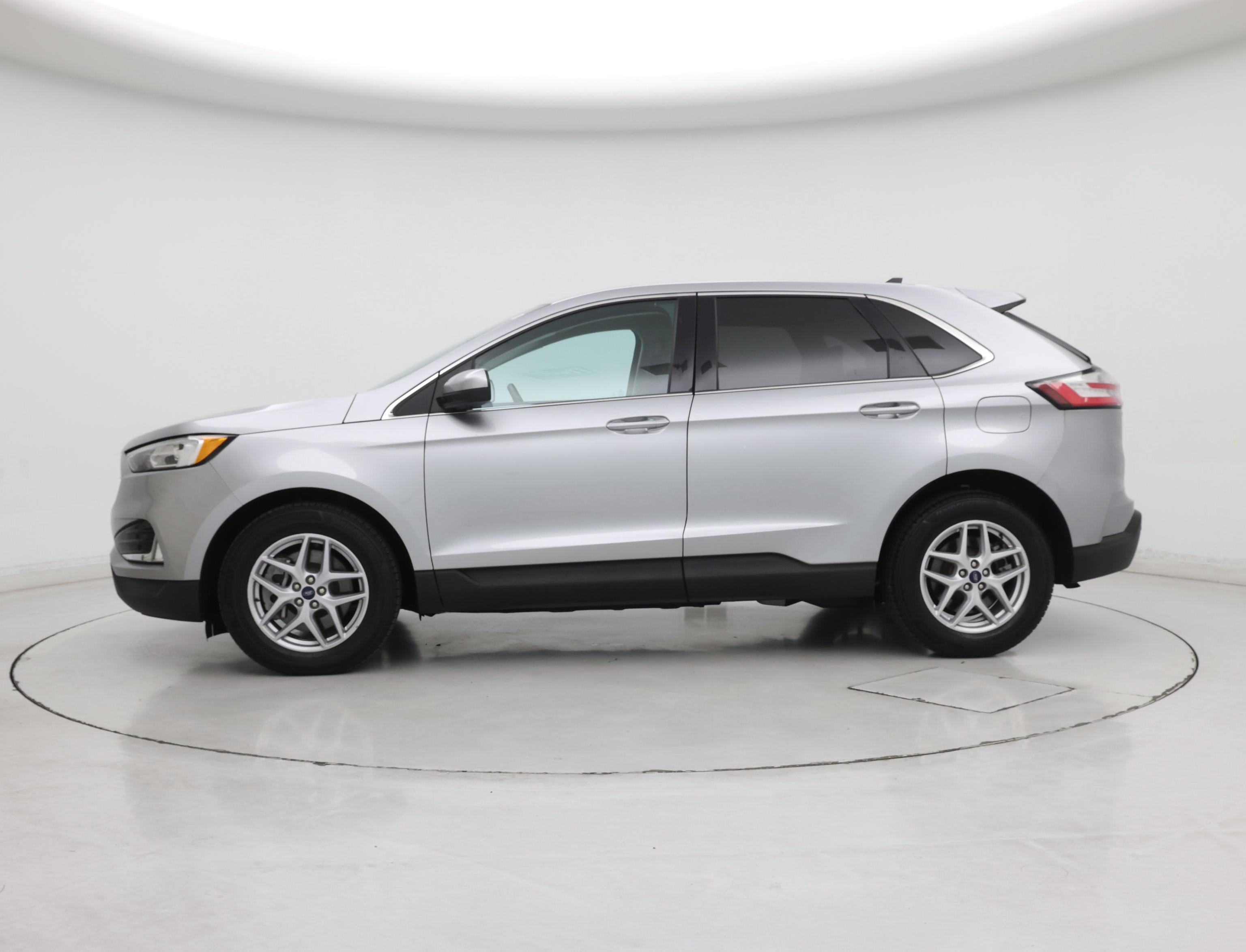 Thumbnail: 2021 Ford Edge - 3