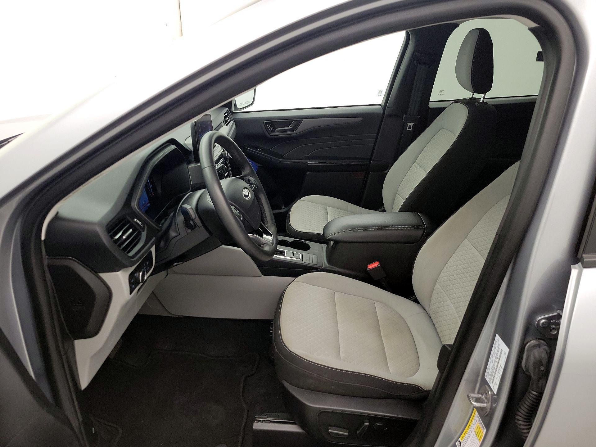 Thumbnail: 2023 Ford Escape - 11