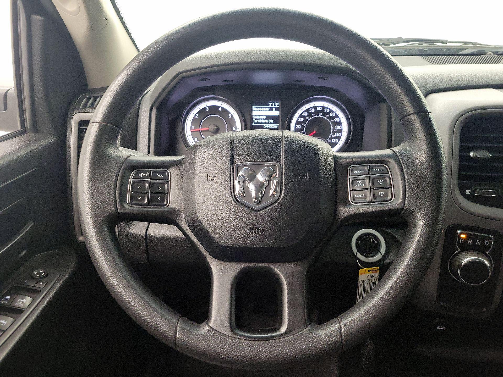 Thumbnail: 2020 RAM 1500 Classic - 10