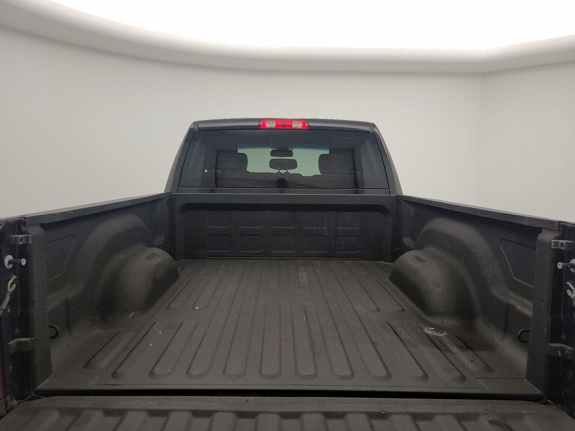 Thumbnail: 2020 RAM 1500 Classic - 20