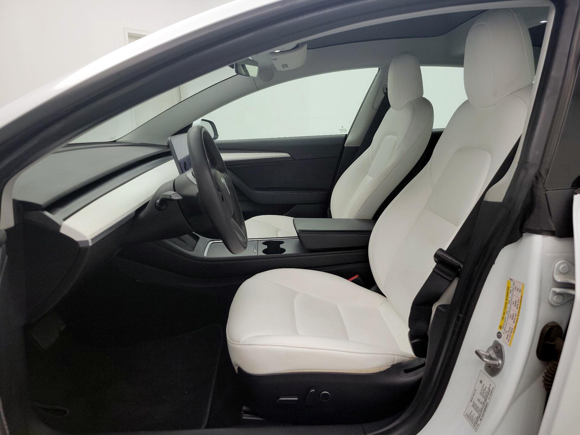 Thumbnail: 2021 Tesla Model 3 - 11