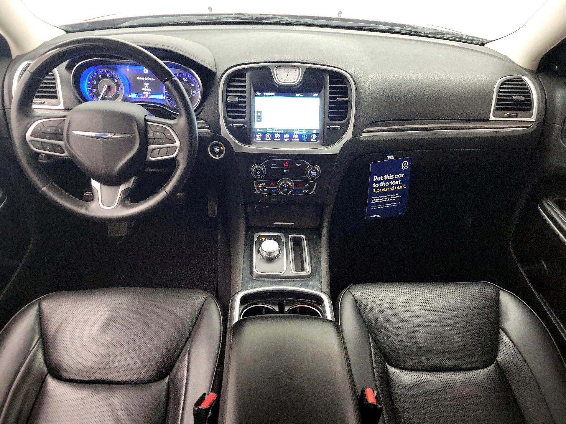 Thumbnail: 2019 Chrysler 300 - 9