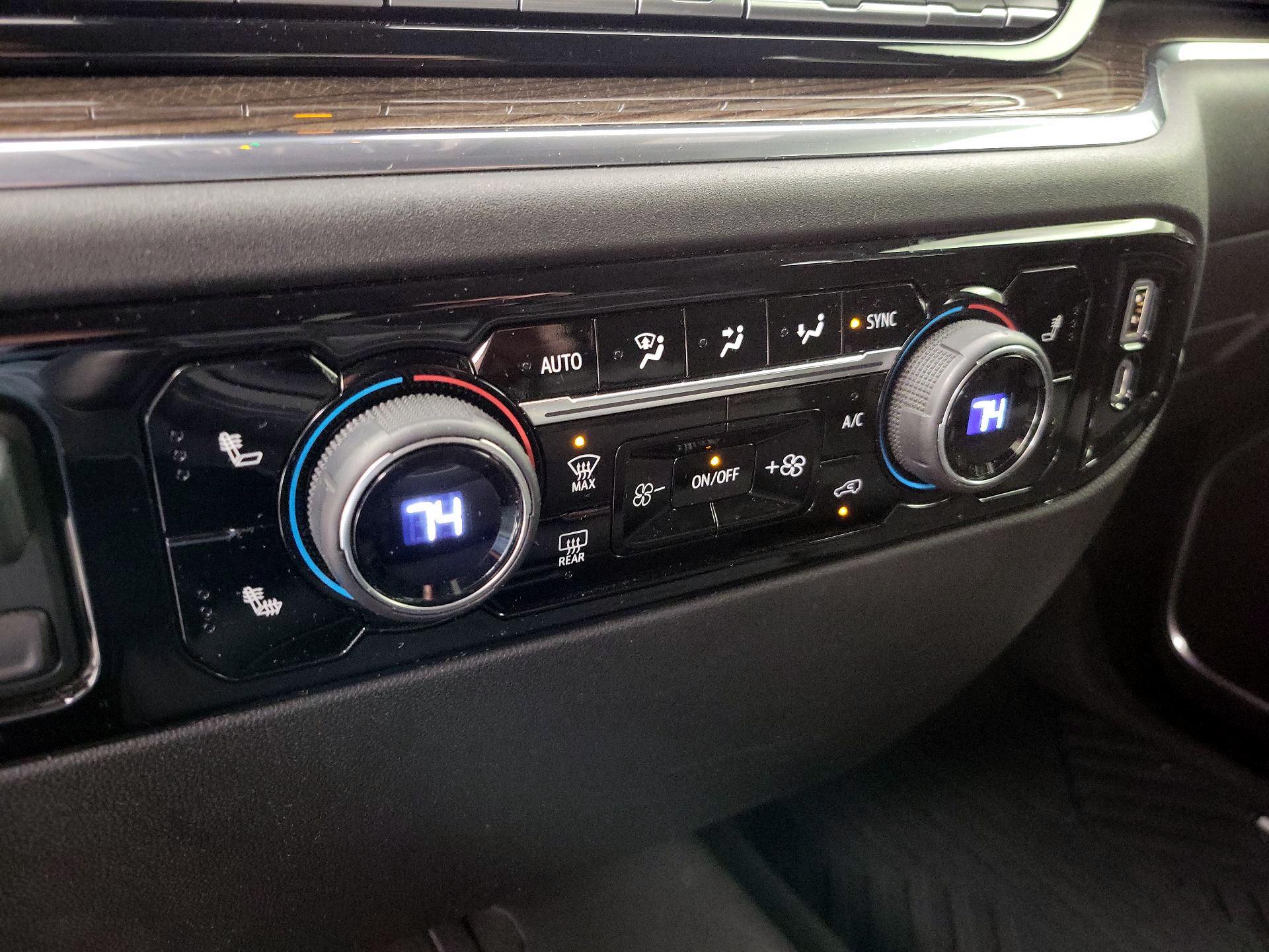 Thumbnail: 2023 Chevrolet Silverado 1500 - 17