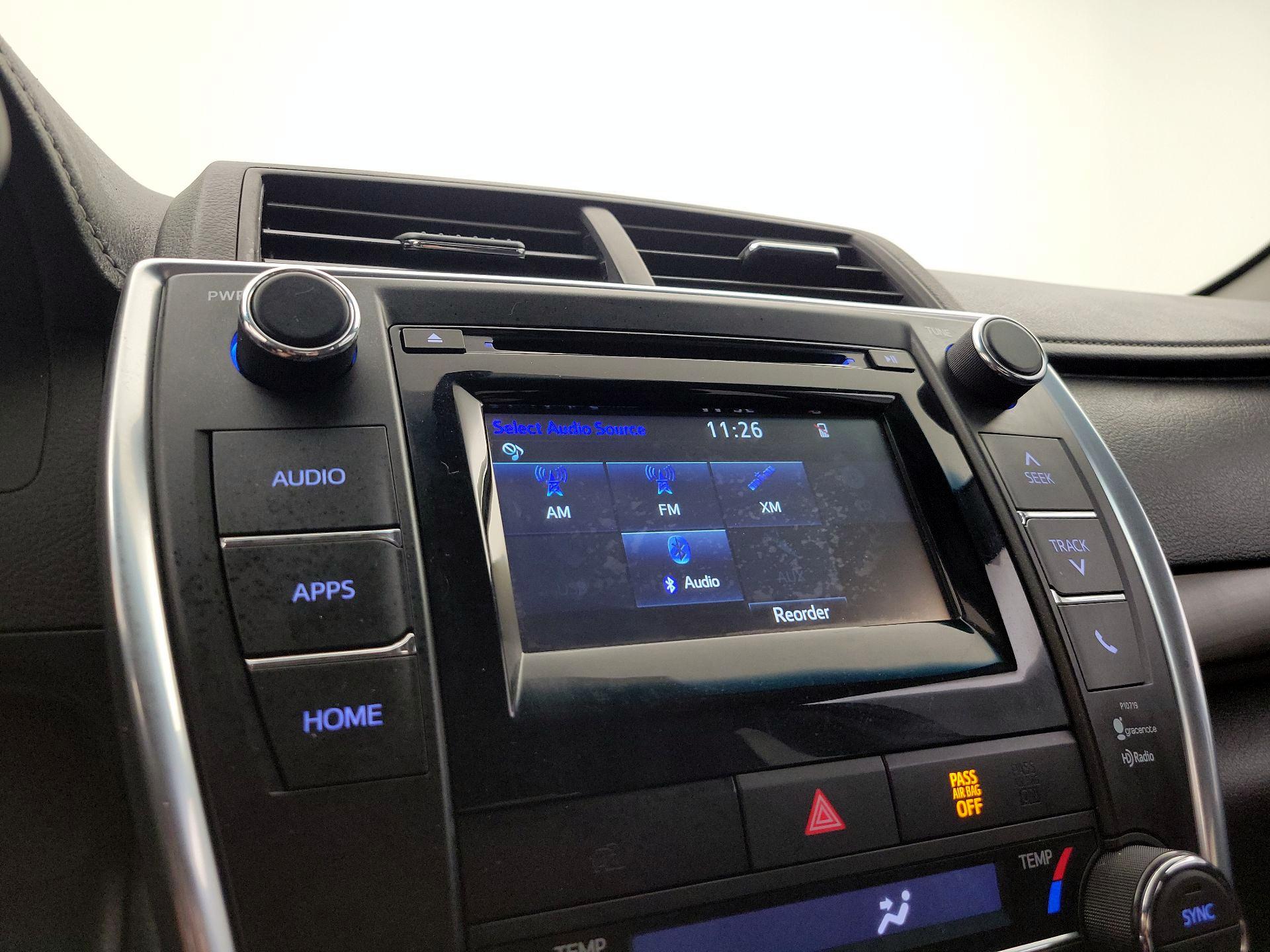 Thumbnail: 2015 Toyota Camry - 15