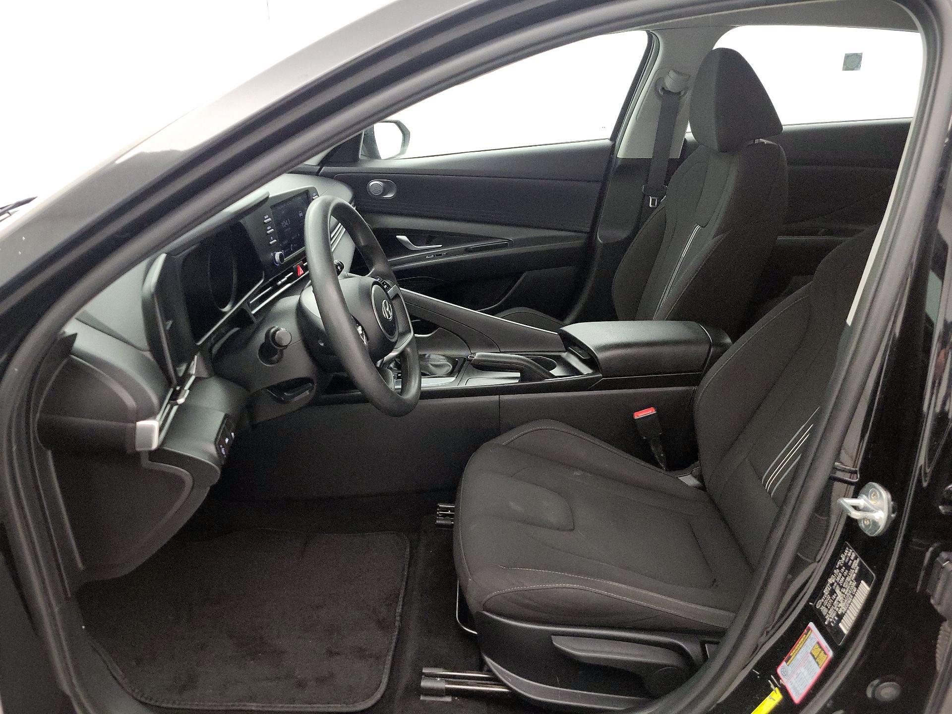 Thumbnail: 2023 Hyundai Elantra - 11