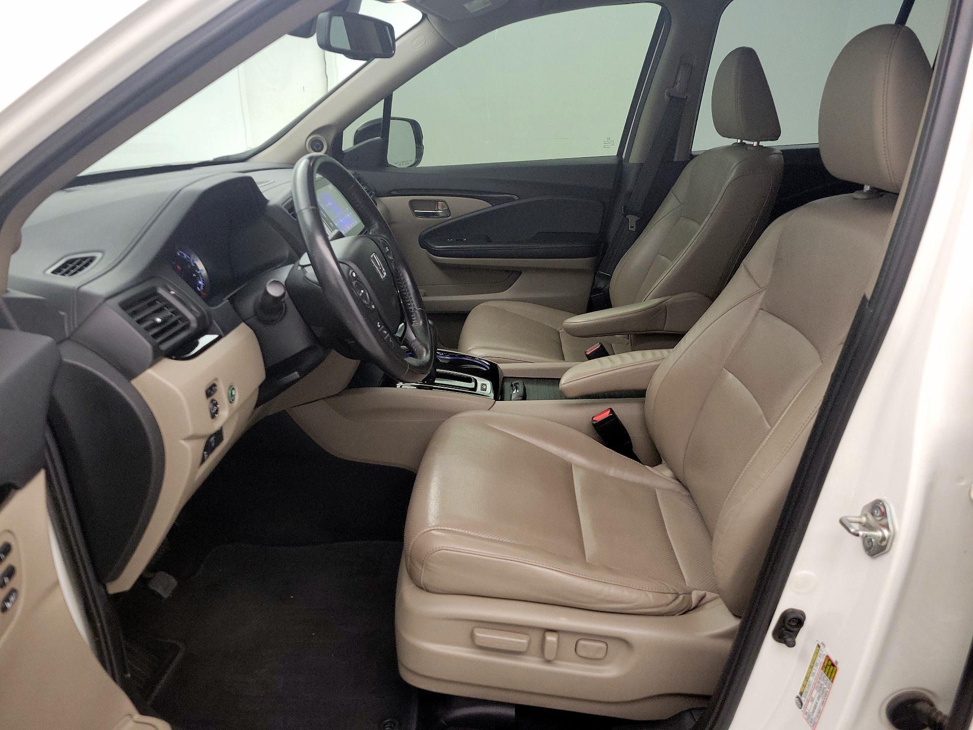 Thumbnail: 2018 Honda Ridgeline - 11