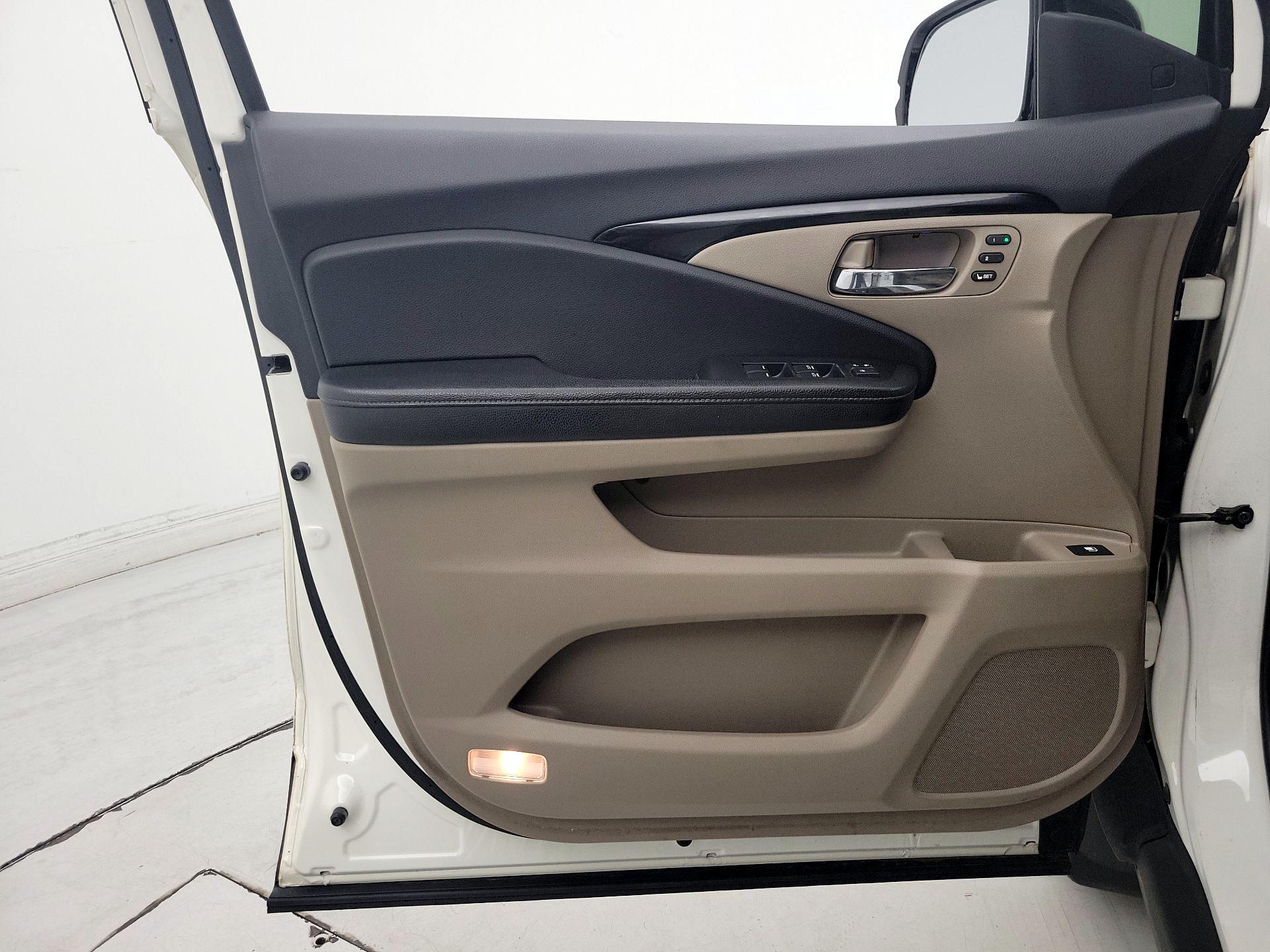 Thumbnail: 2018 Honda Ridgeline - 12