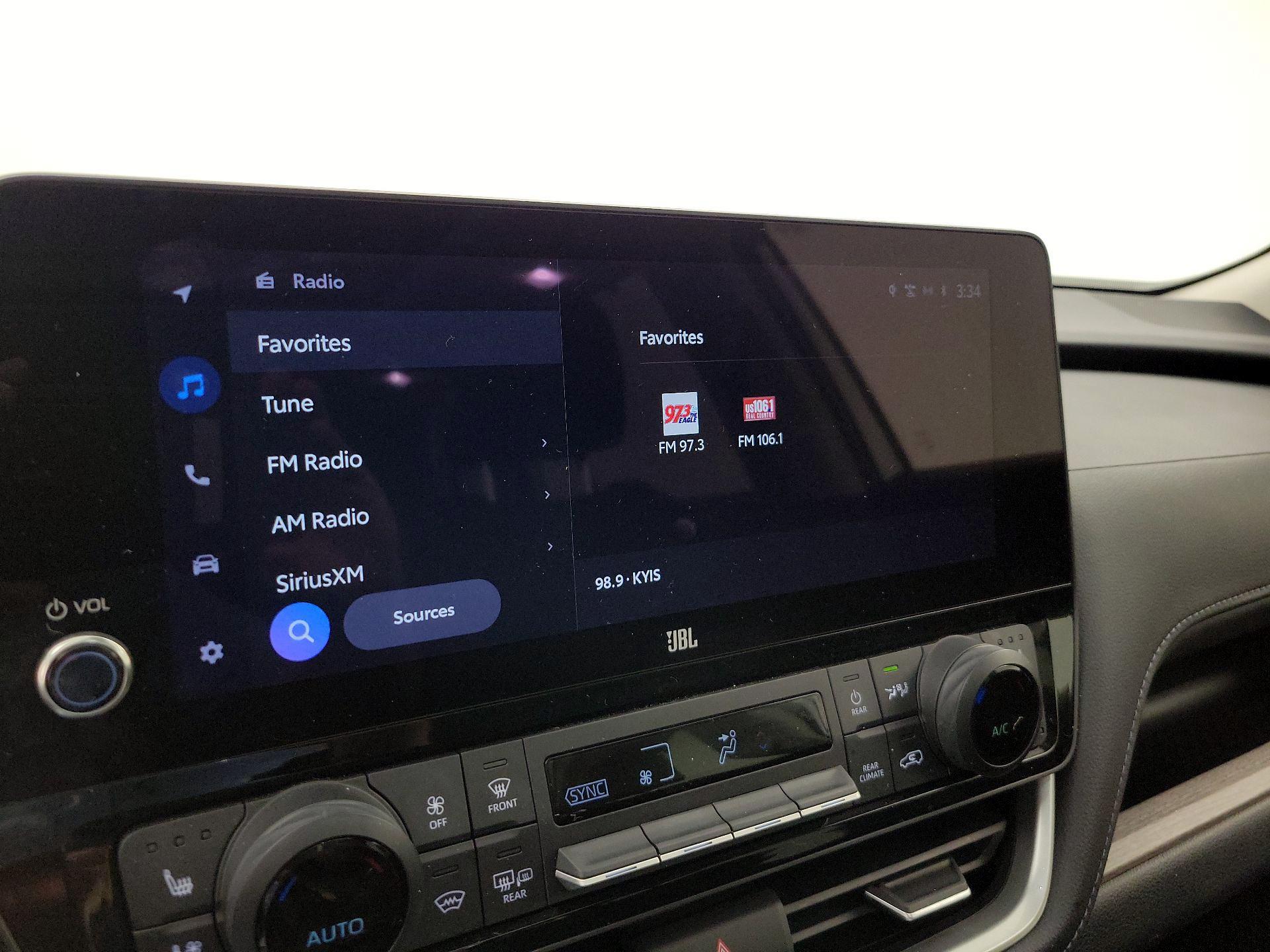 Thumbnail: 2024 Toyota Highlander - 15