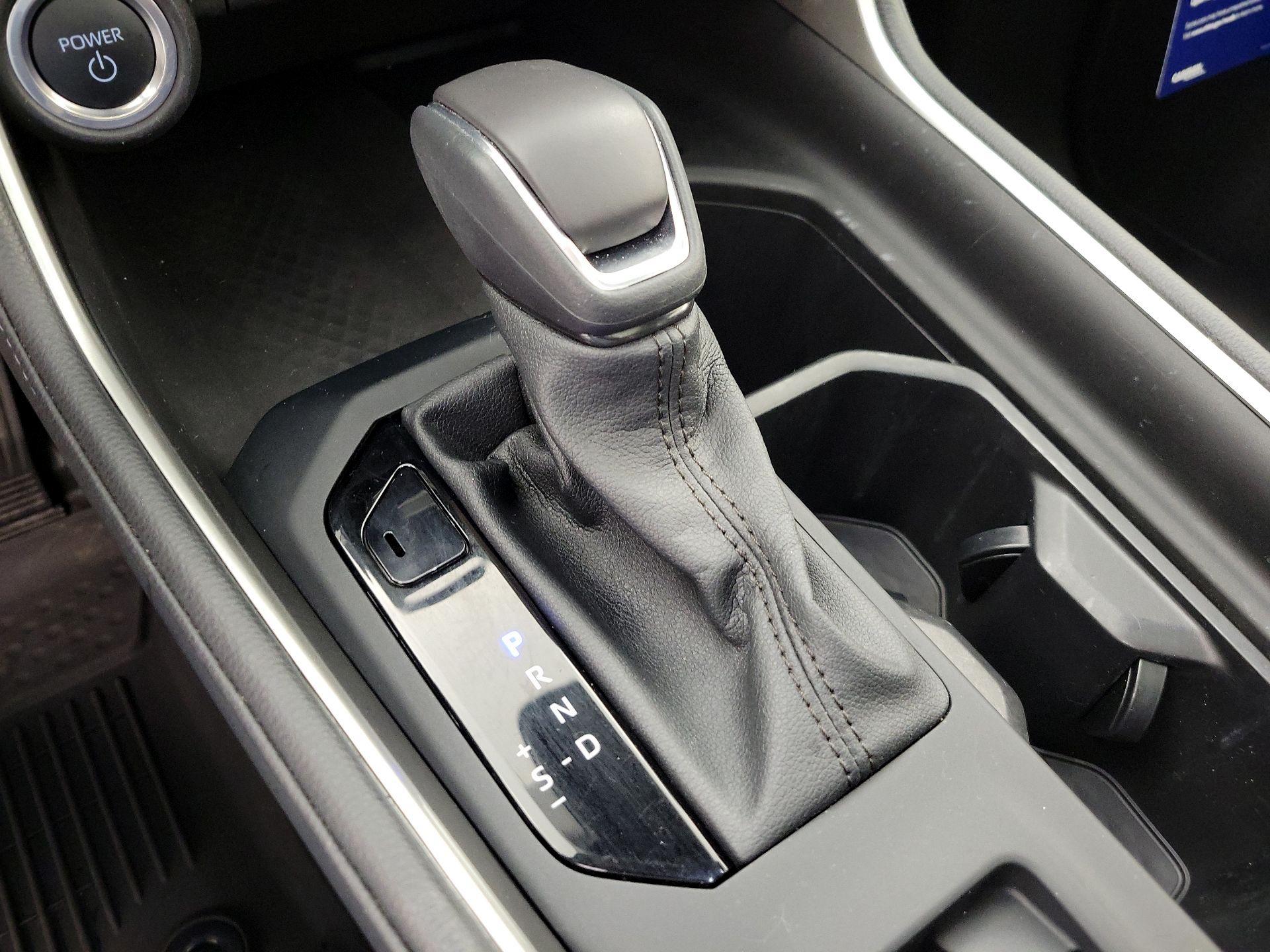 Thumbnail: 2024 Toyota Highlander - 17