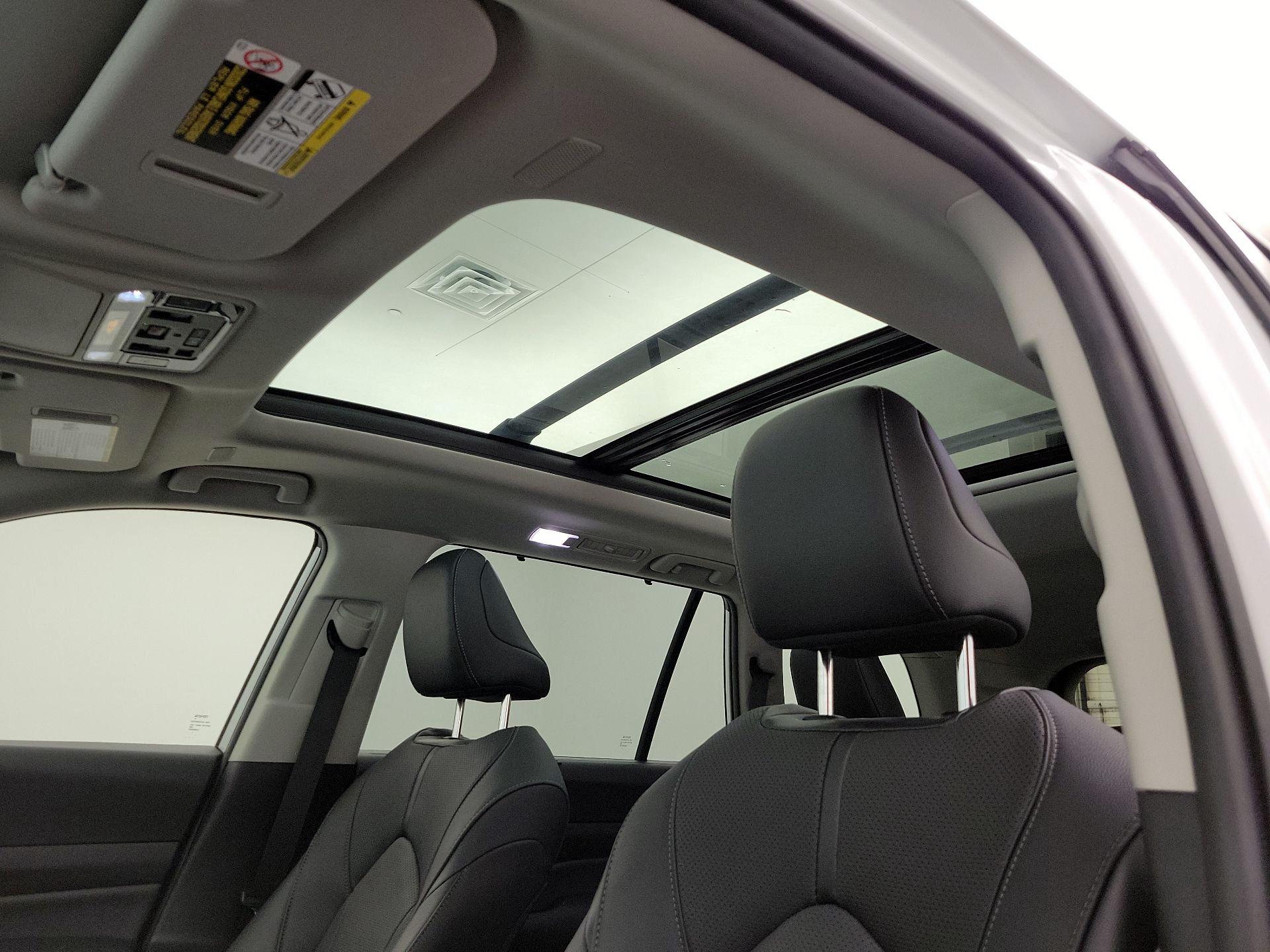 Thumbnail: 2024 Toyota Highlander - 19