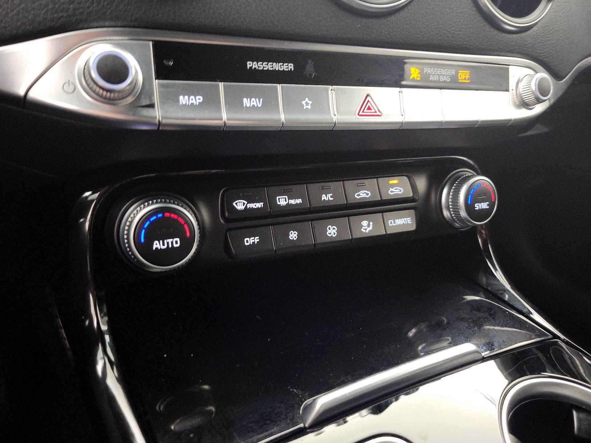 Thumbnail: 2022 Kia Stinger - 17