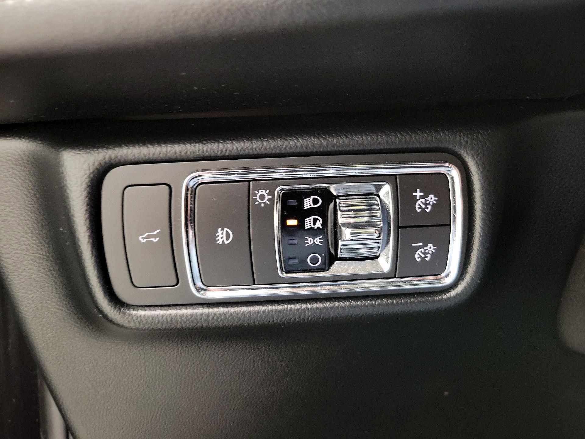 Thumbnail: 2020 Lincoln Aviator - 13