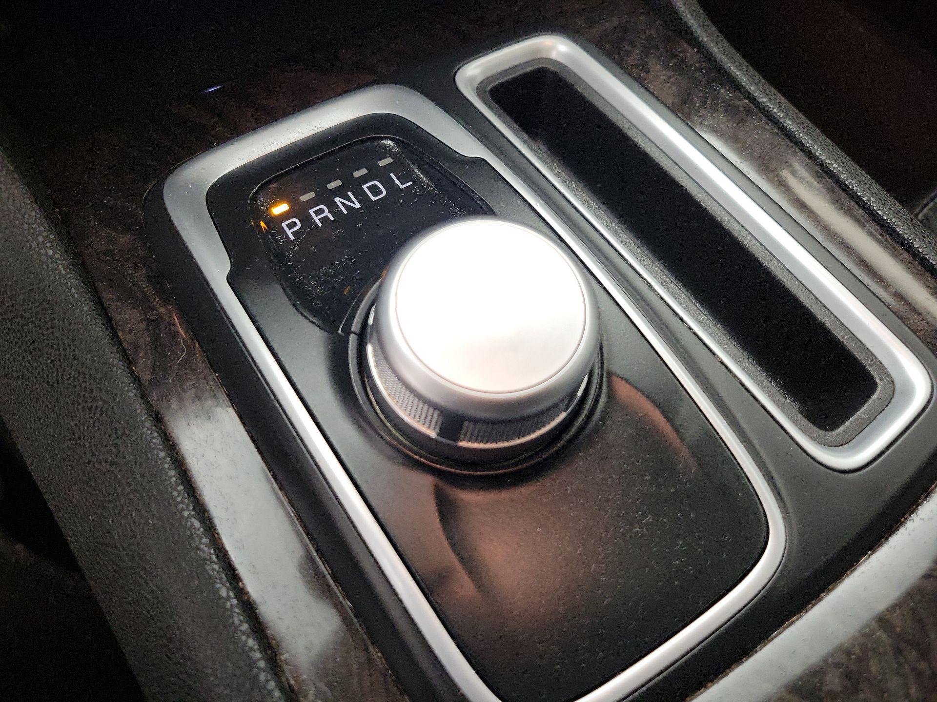 Thumbnail: 2021 Chrysler 300 - 18