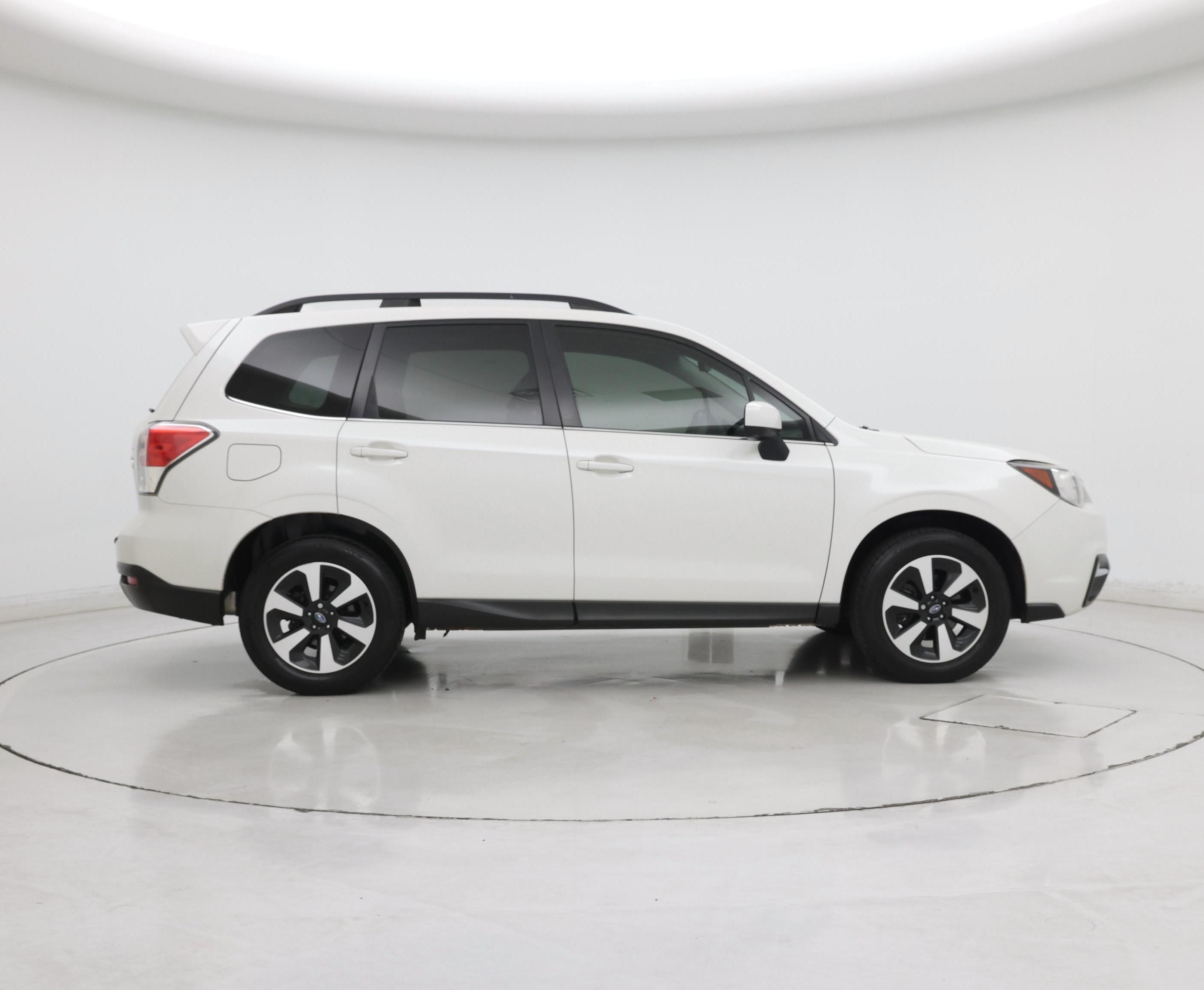 Thumbnail: 2017 Subaru Forester - 7