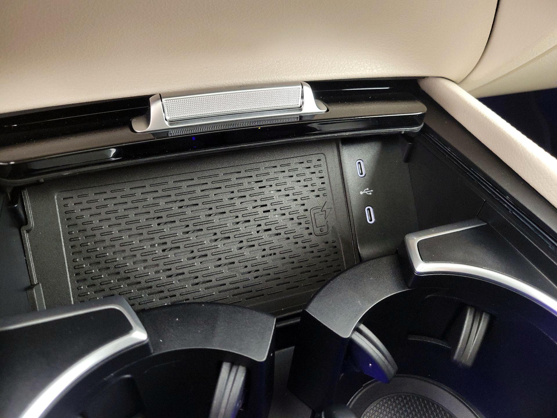 Thumbnail: 2026 Mercedes-Benz GLE - 19