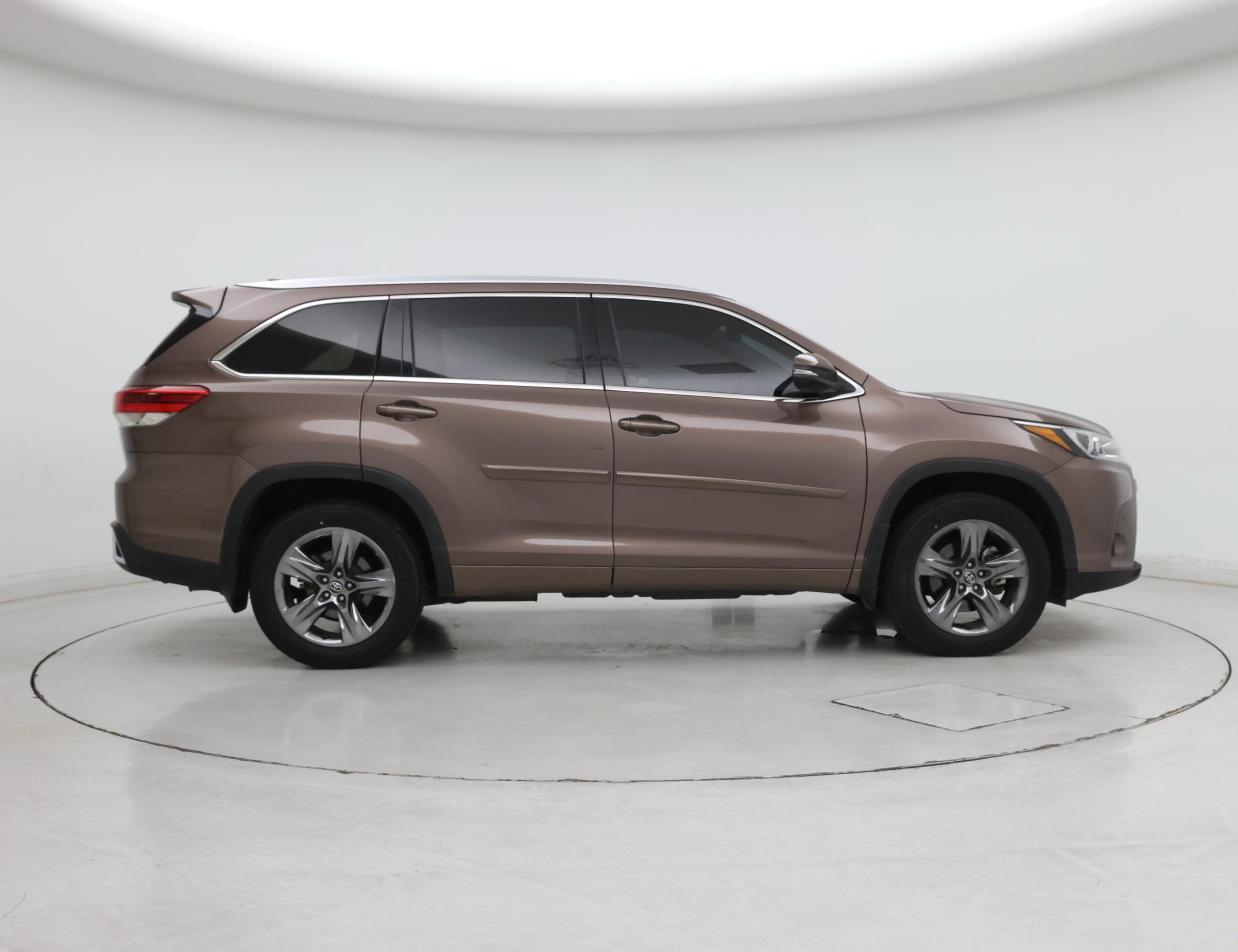 Thumbnail: 2018 Toyota Highlander - 7