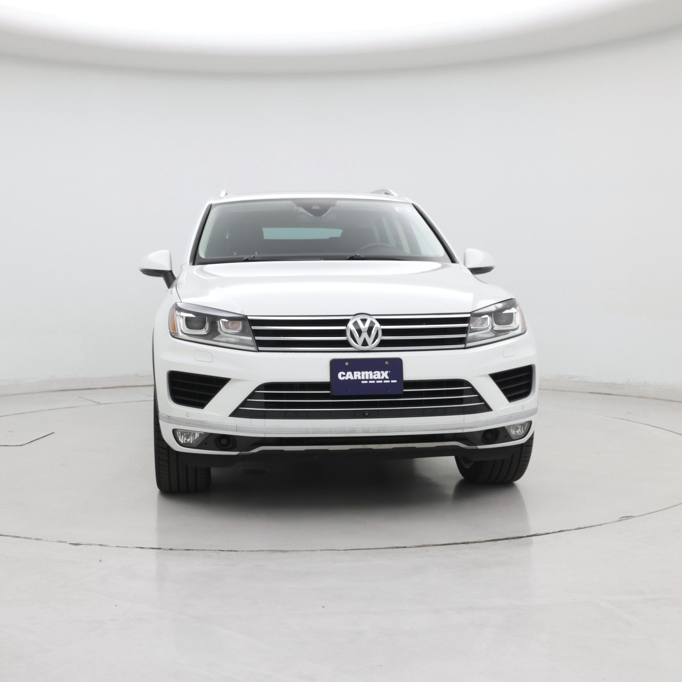 Thumbnail: 2017 Volkswagen Touareg - 5