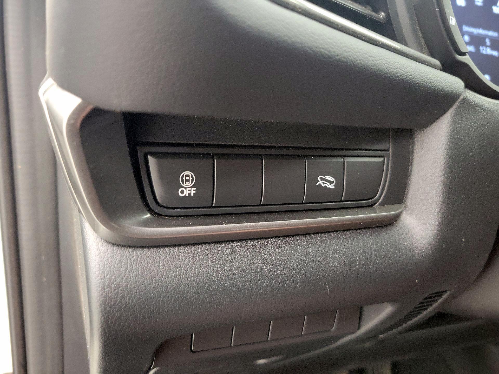 Thumbnail: 2022 Mazda CX-30 - 13