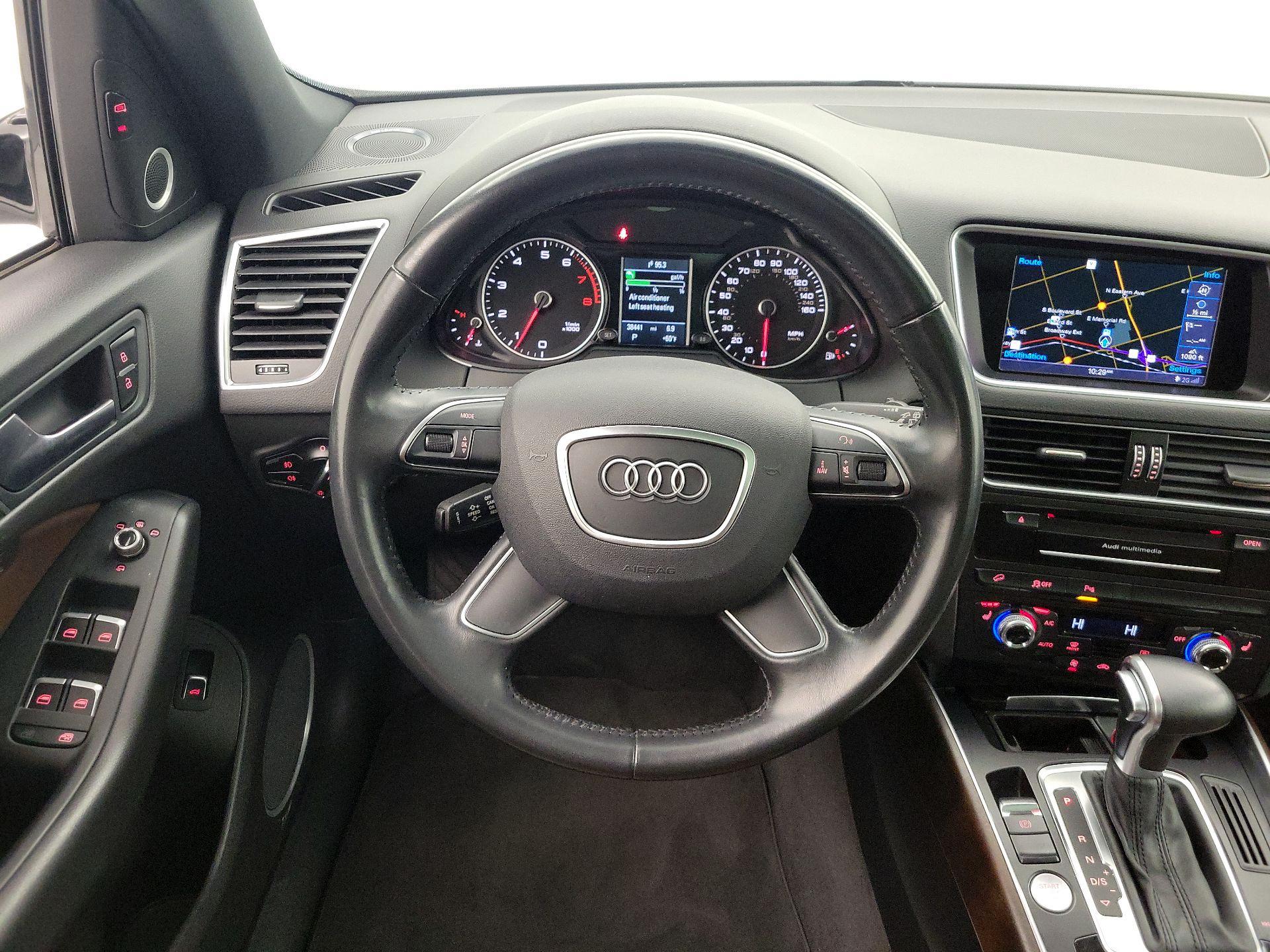 Thumbnail: 2016 Audi Q5 - 10