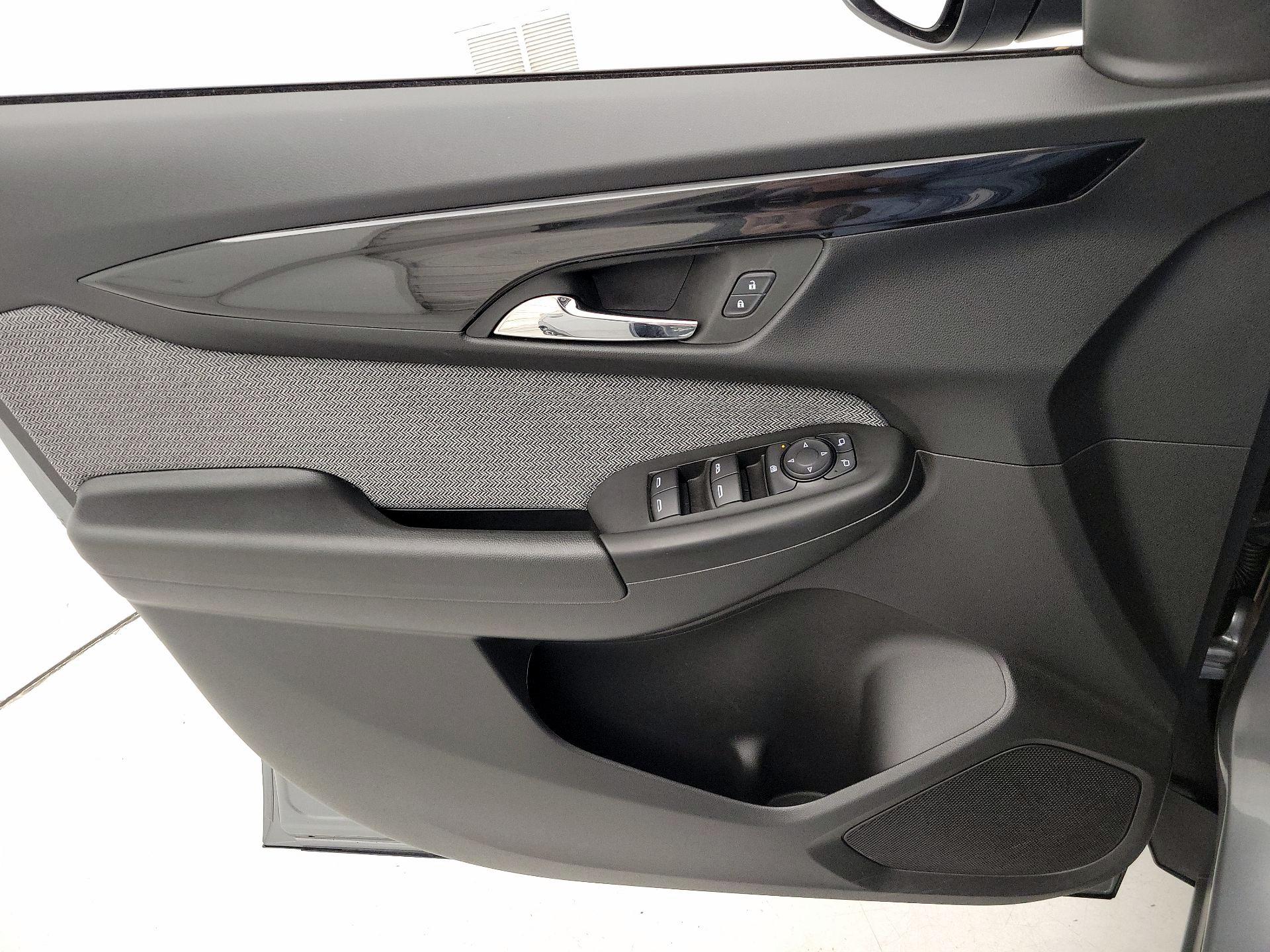 Thumbnail: 2025 Chevrolet TrailBlazer - 12