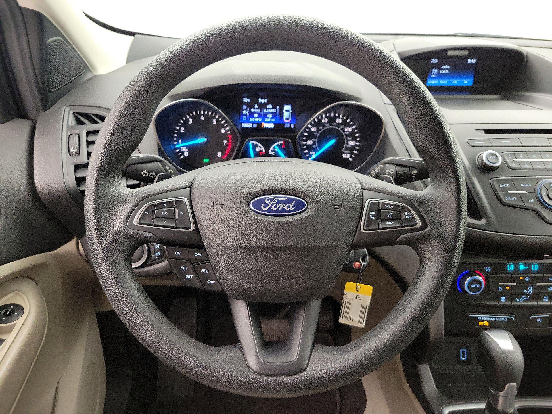 Thumbnail: 2017 Ford Escape - 10