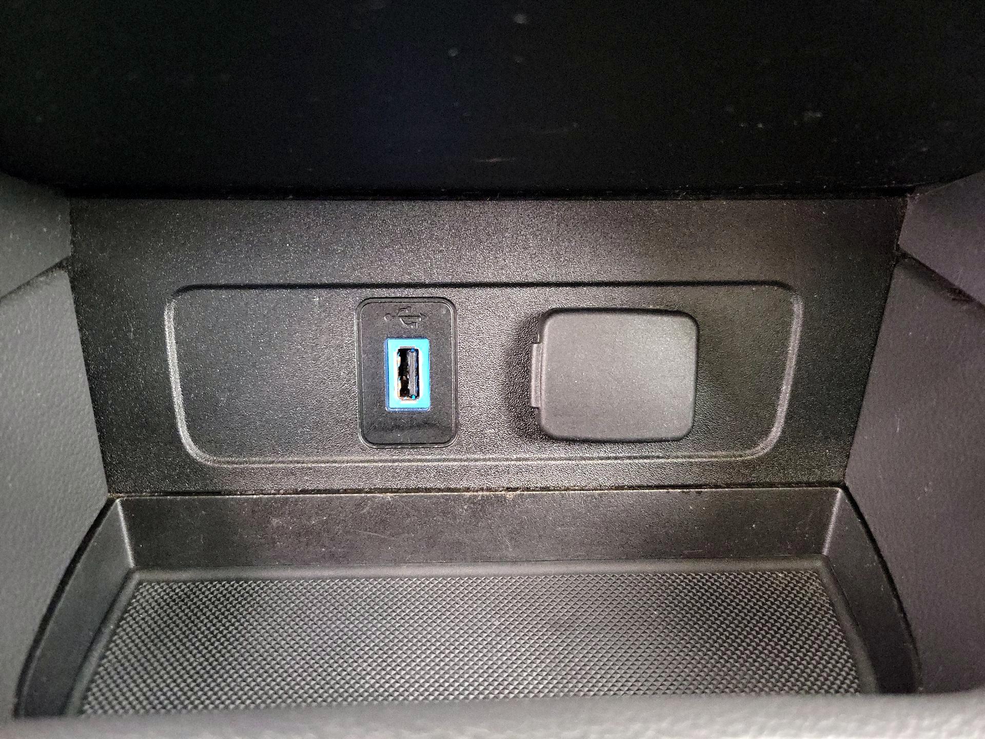 Thumbnail: 2017 Ford Escape - 18