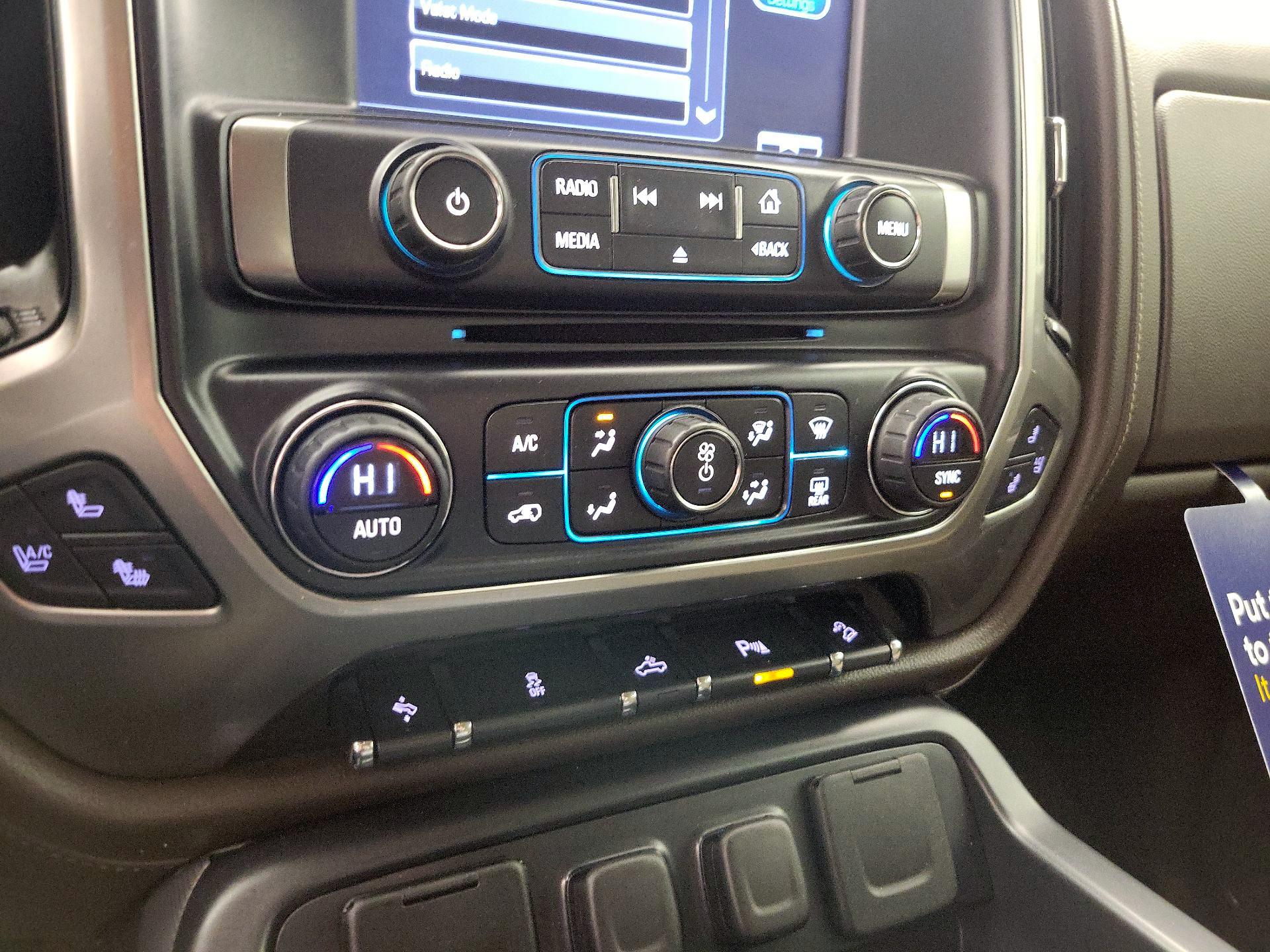 Thumbnail: 2015 Chevrolet Silverado 1500 - 16