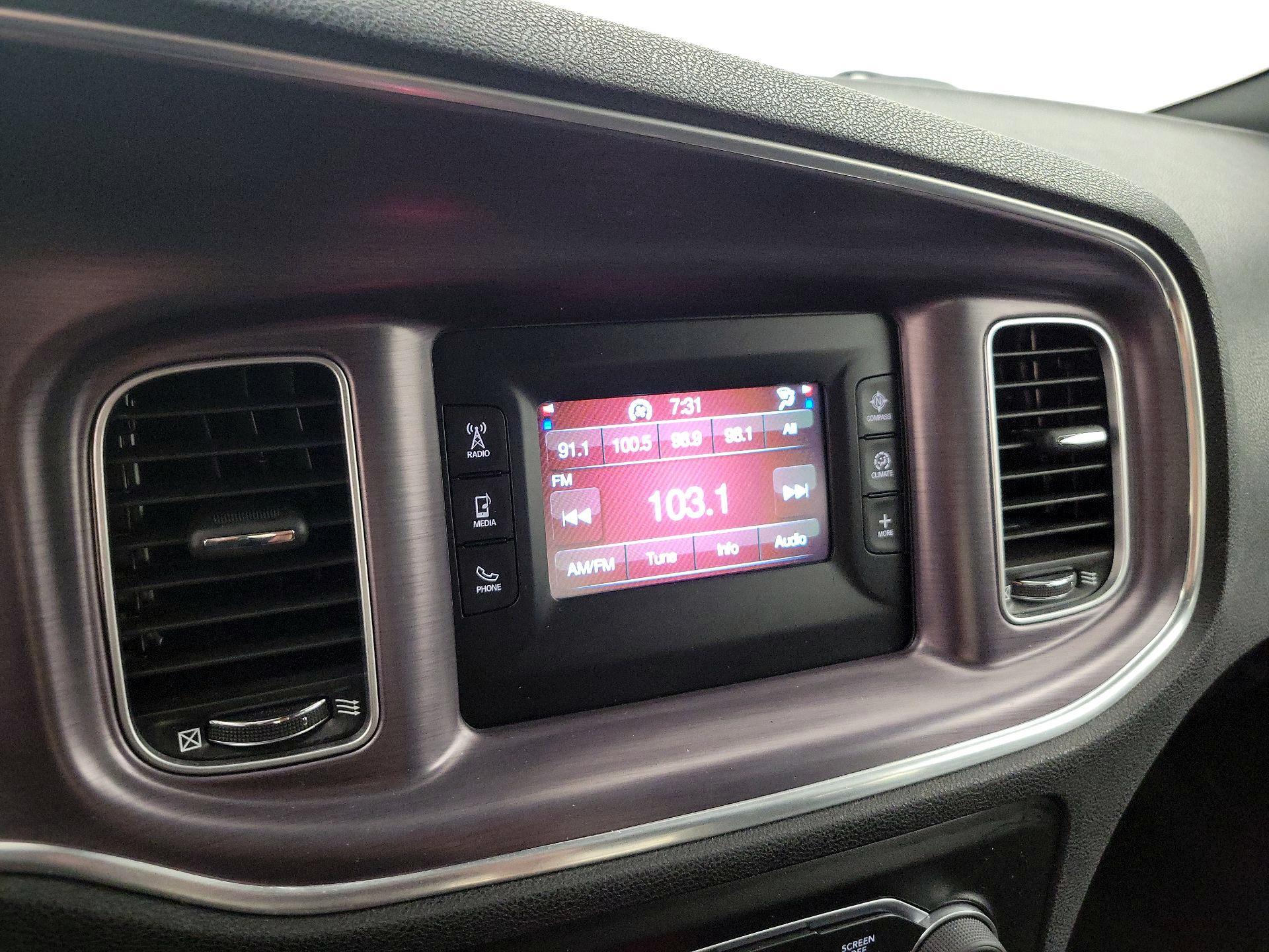 Thumbnail: 2017 Dodge Charger - 14