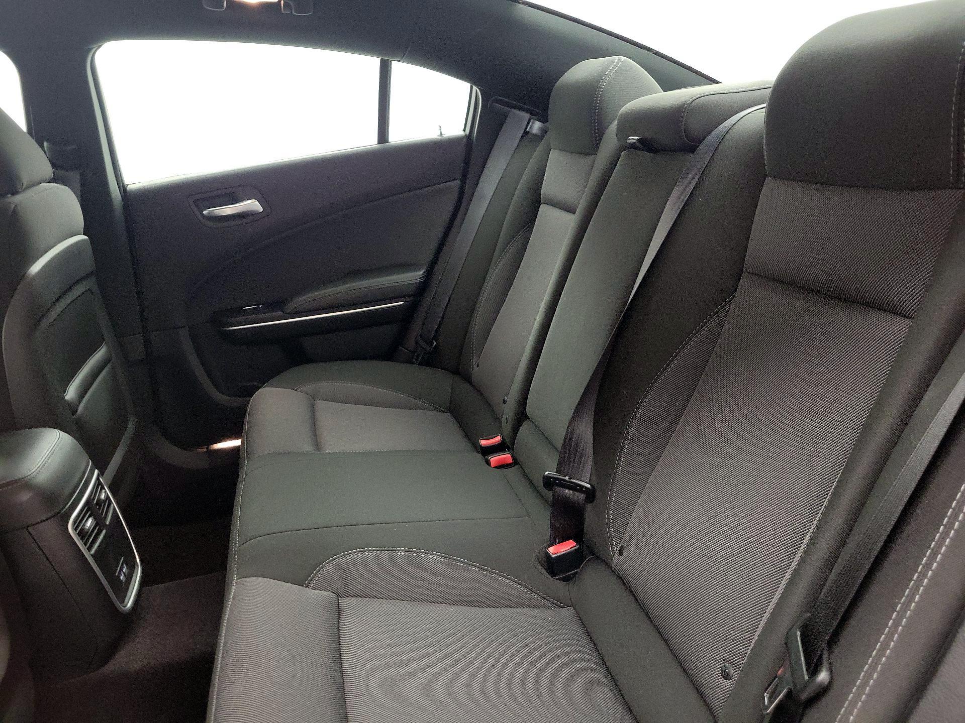 Thumbnail: 2017 Dodge Charger - 18