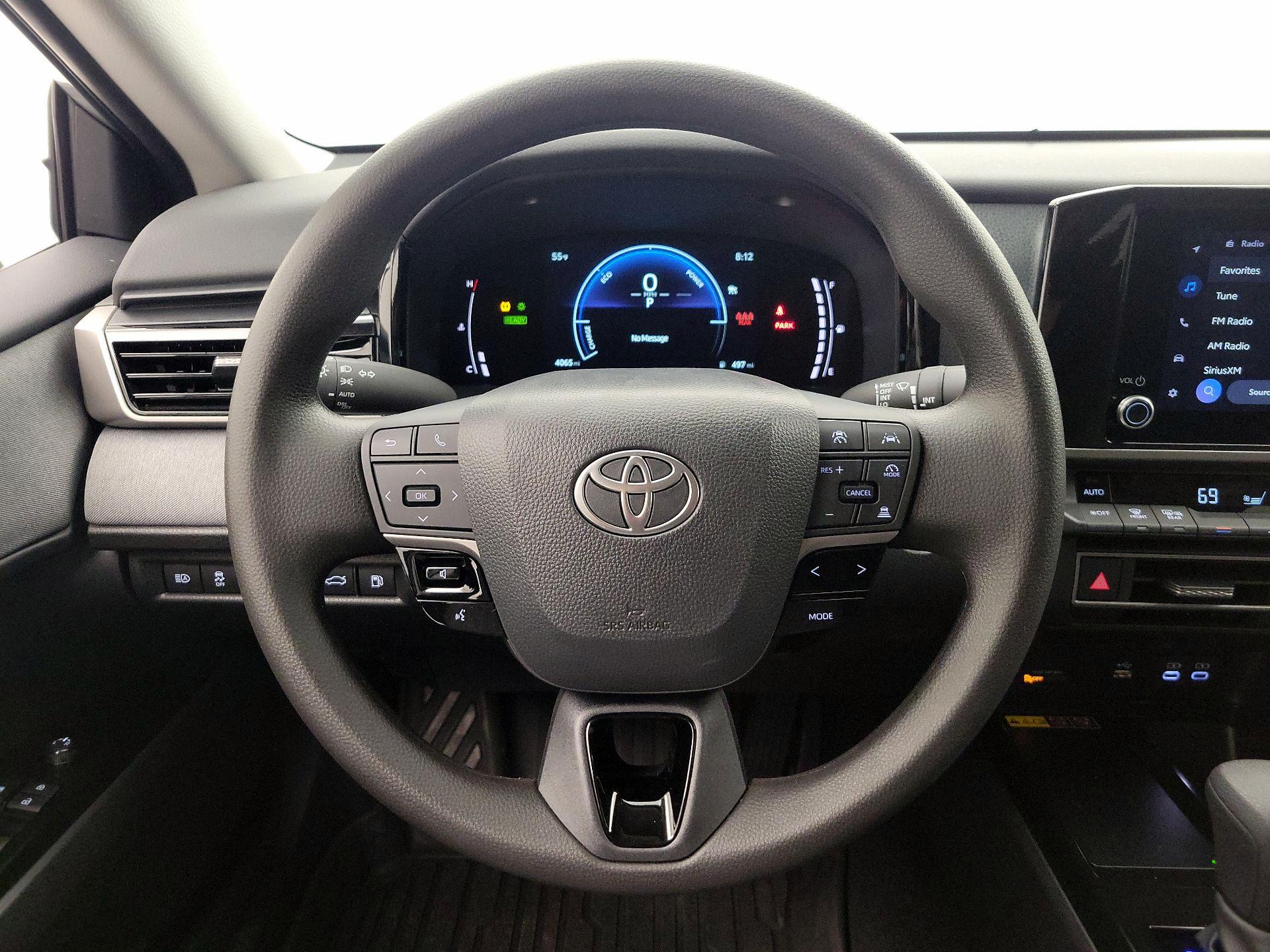 Thumbnail: 2025 Toyota Camry - 10