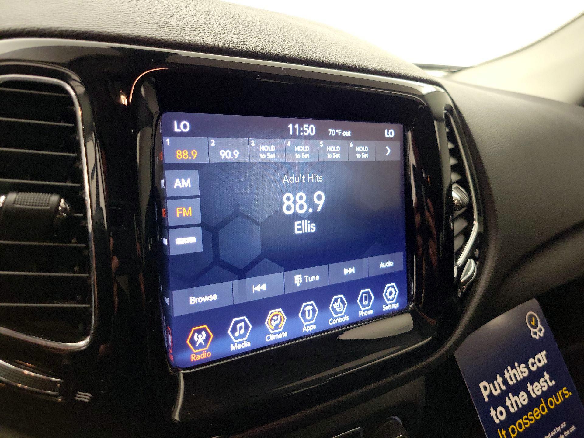 Thumbnail: 2020 Jeep Compass - 15