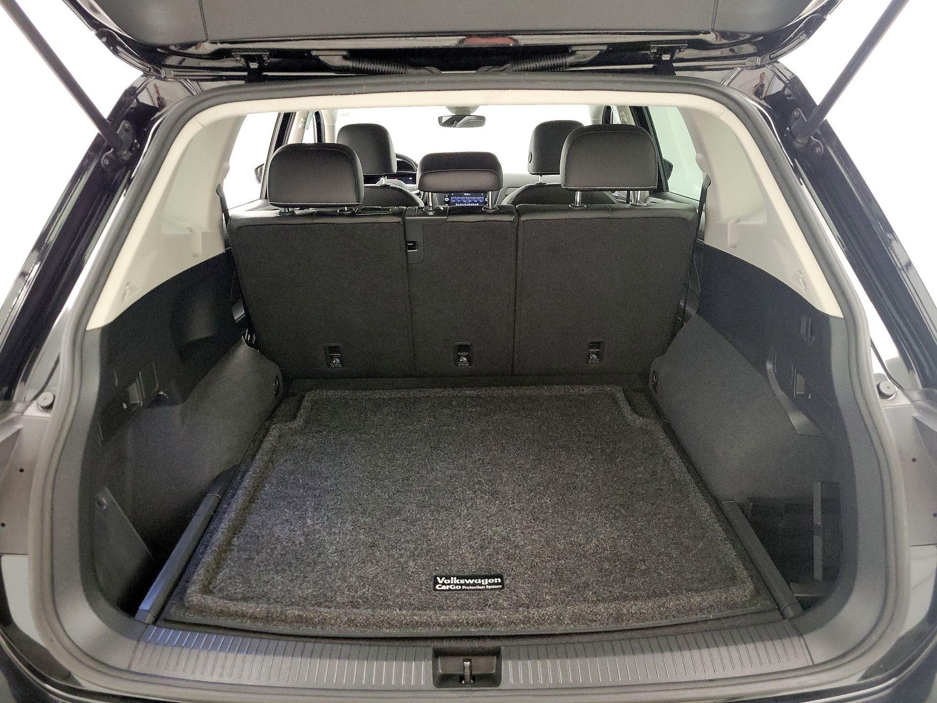 Thumbnail: 2022 Volkswagen Tiguan - 20