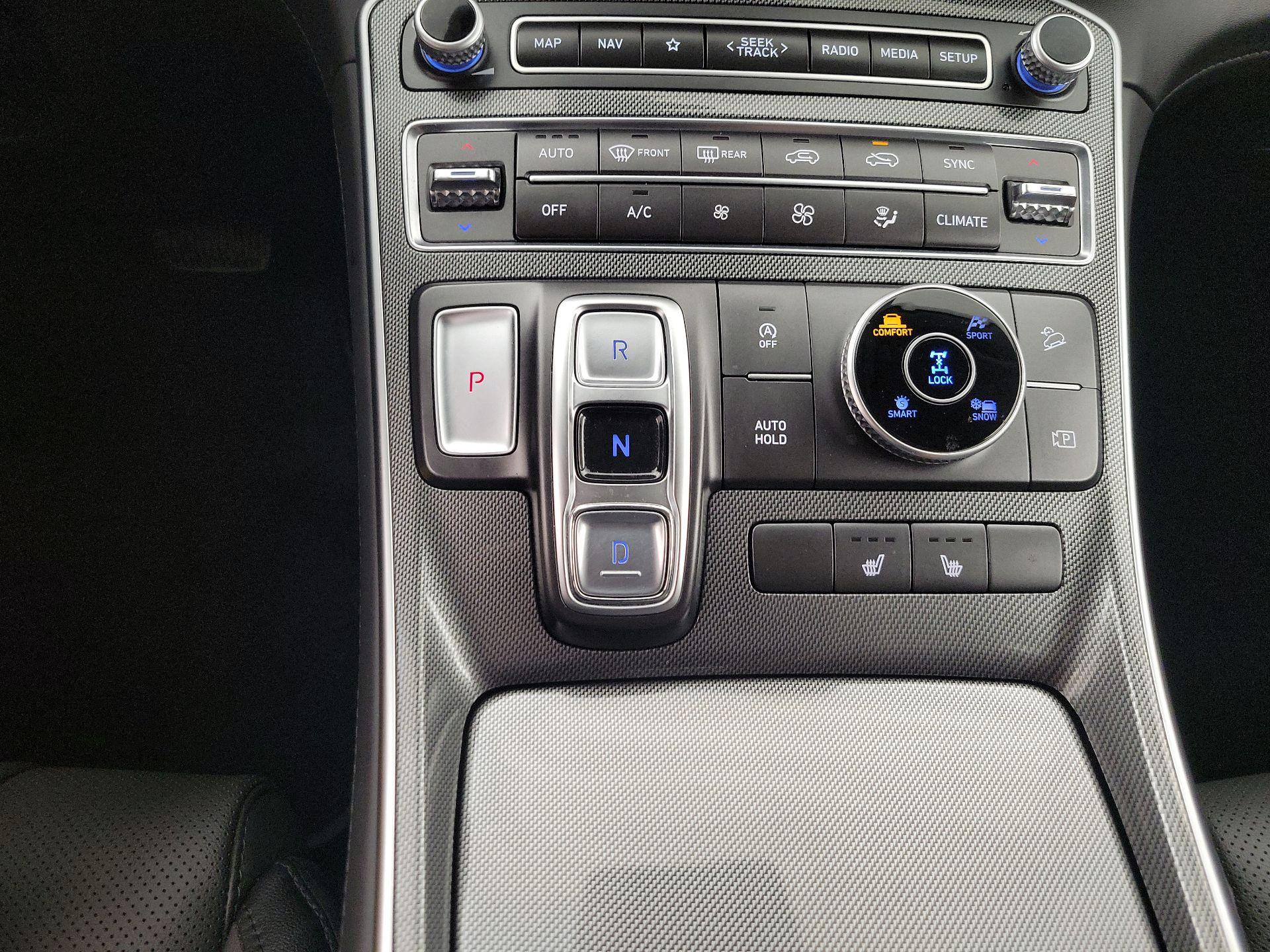 Thumbnail: 2023 Hyundai Santa Fe - 18