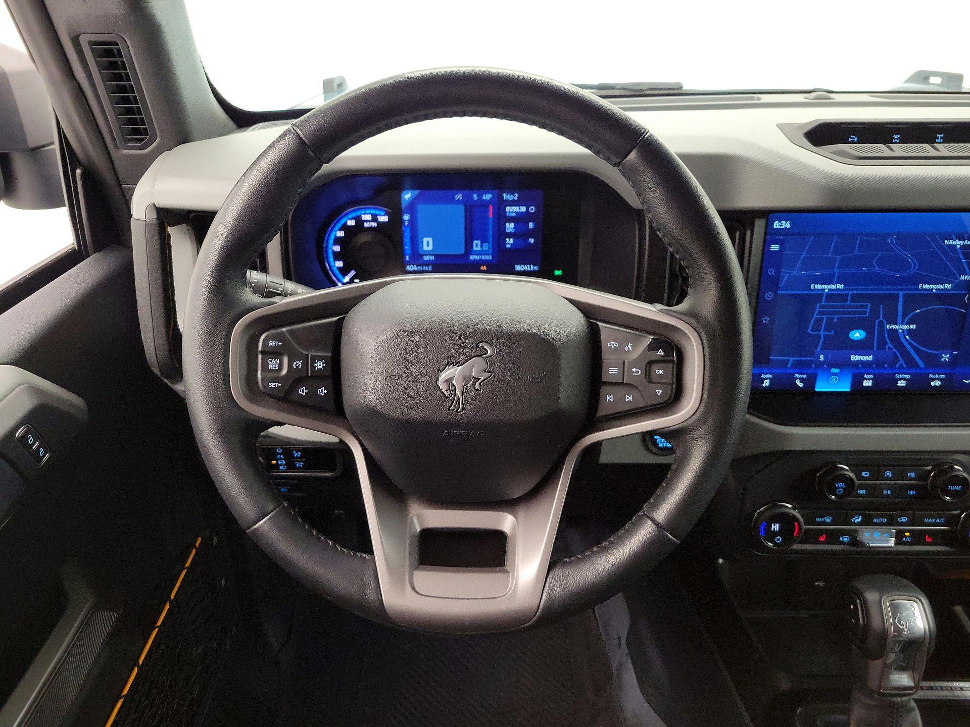 Thumbnail: 2023 Ford Bronco - 10