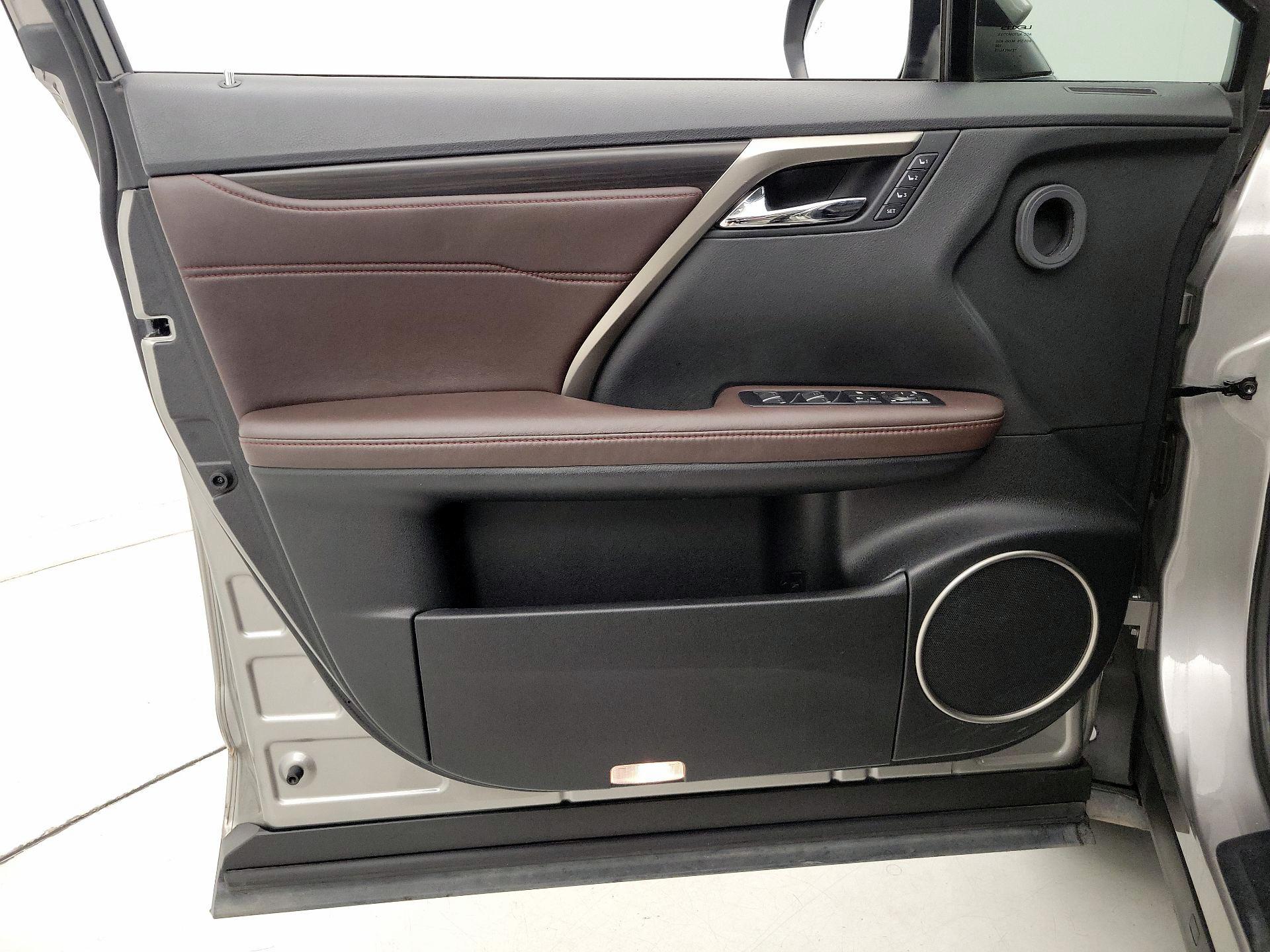 Thumbnail: 2017 Lexus RX - 12