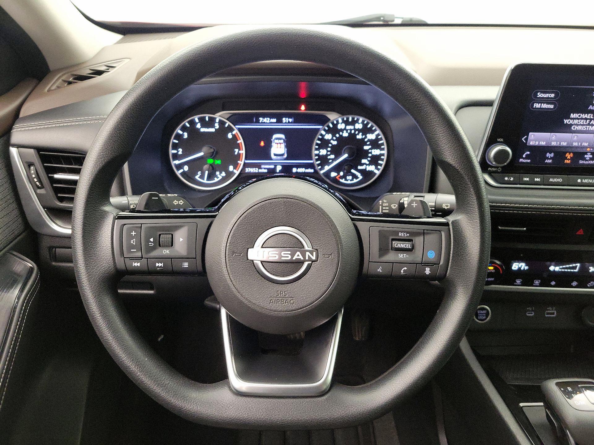 Thumbnail: 2023 Nissan Rogue - 10