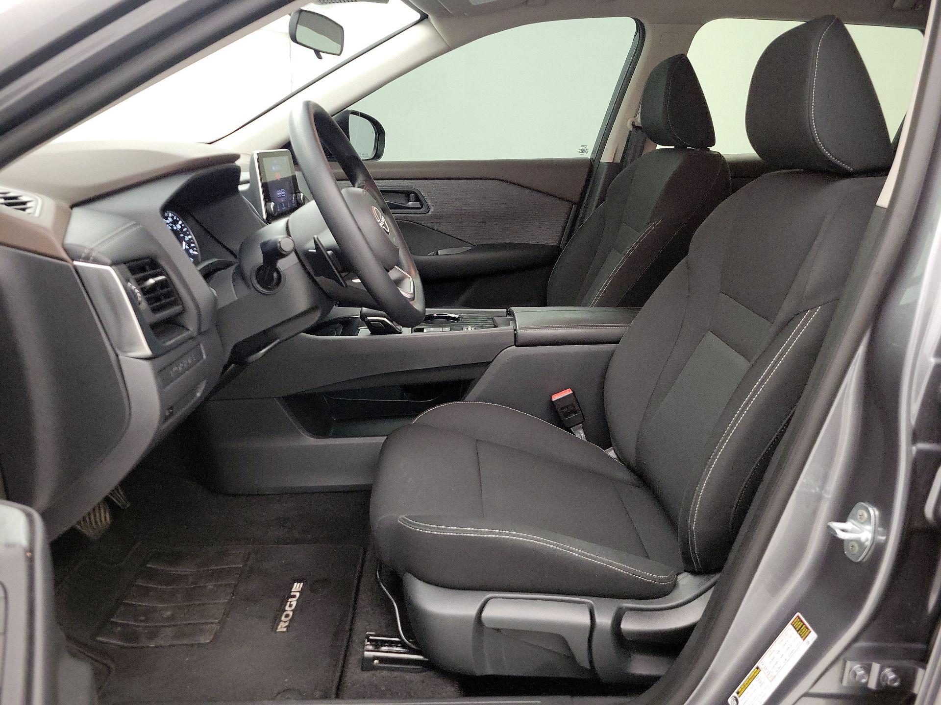 Thumbnail: 2023 Nissan Rogue - 11