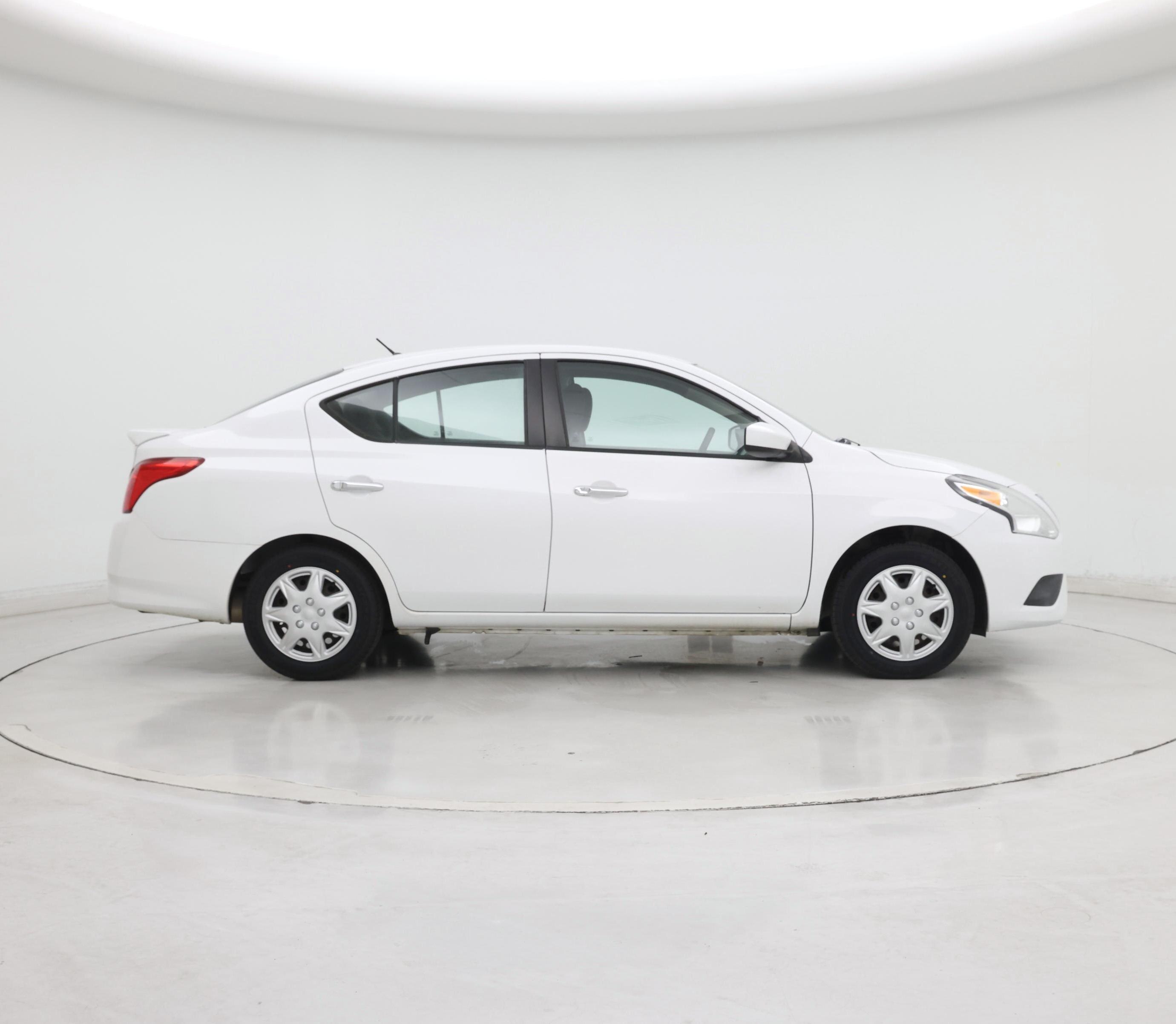 Thumbnail: 2017 Nissan Versa - 7