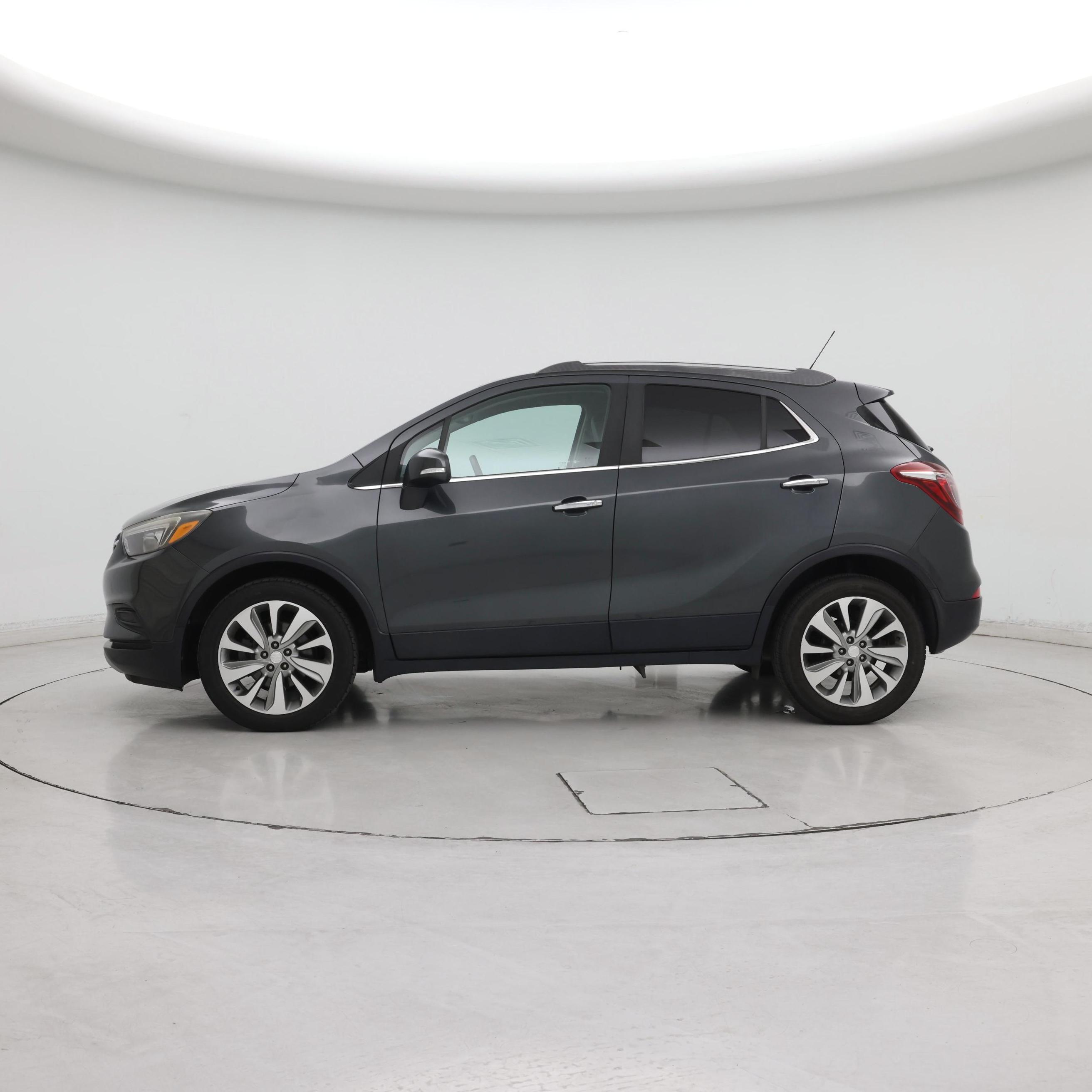 Thumbnail: 2017 Buick Encore - 3