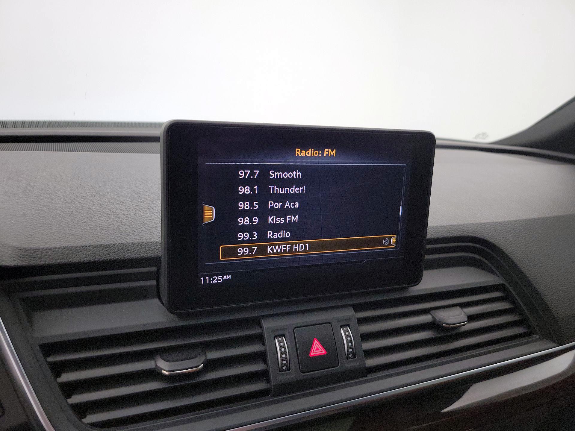 Thumbnail: 2020 Audi Q5 - 15