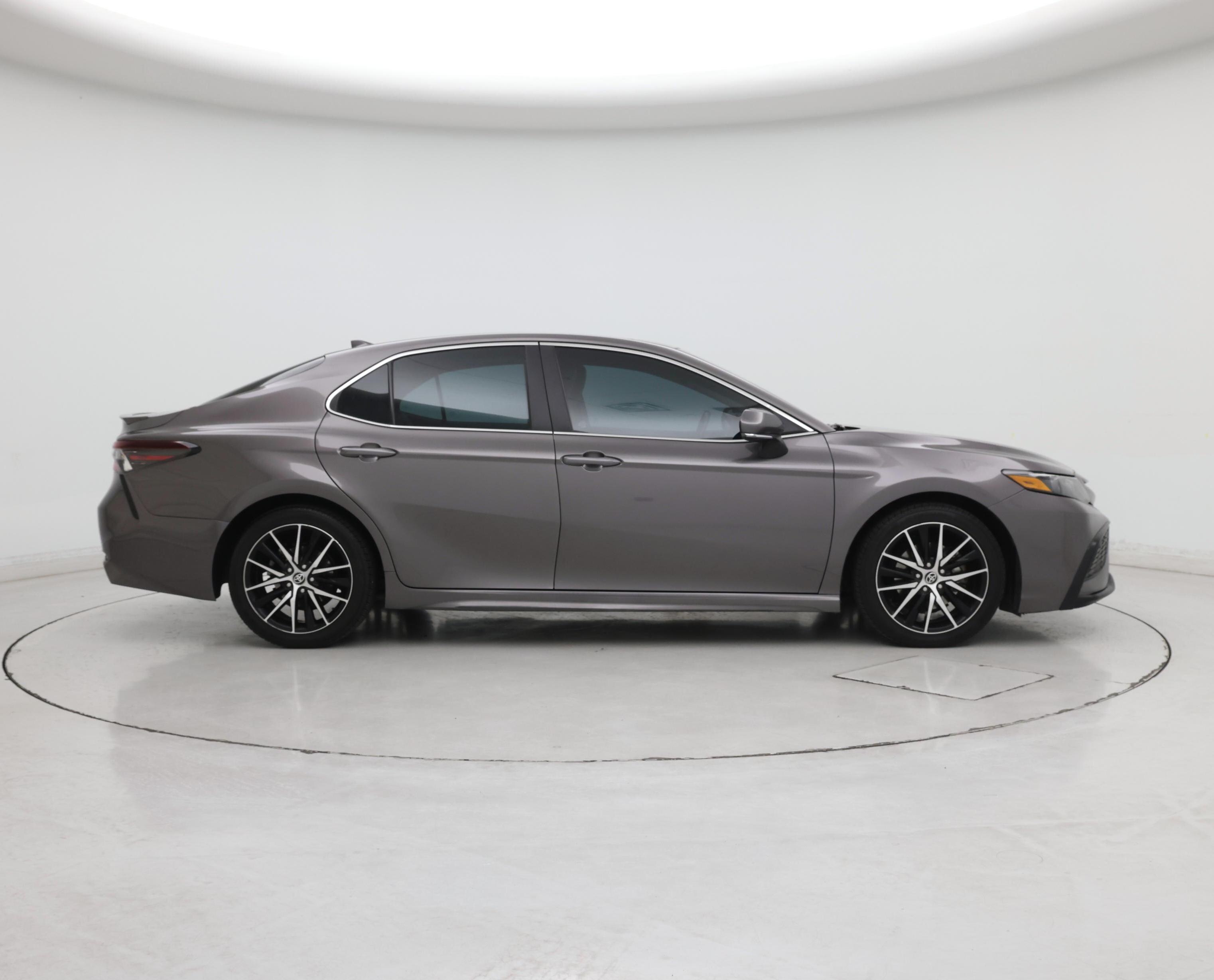 Thumbnail: 2022 Toyota Camry - 7