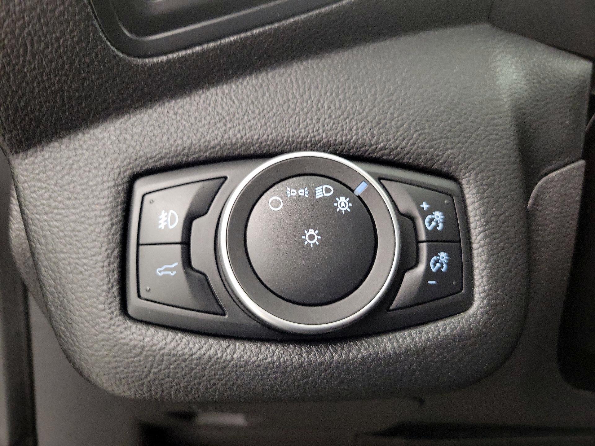 Thumbnail: 2019 Ford Escape - 13