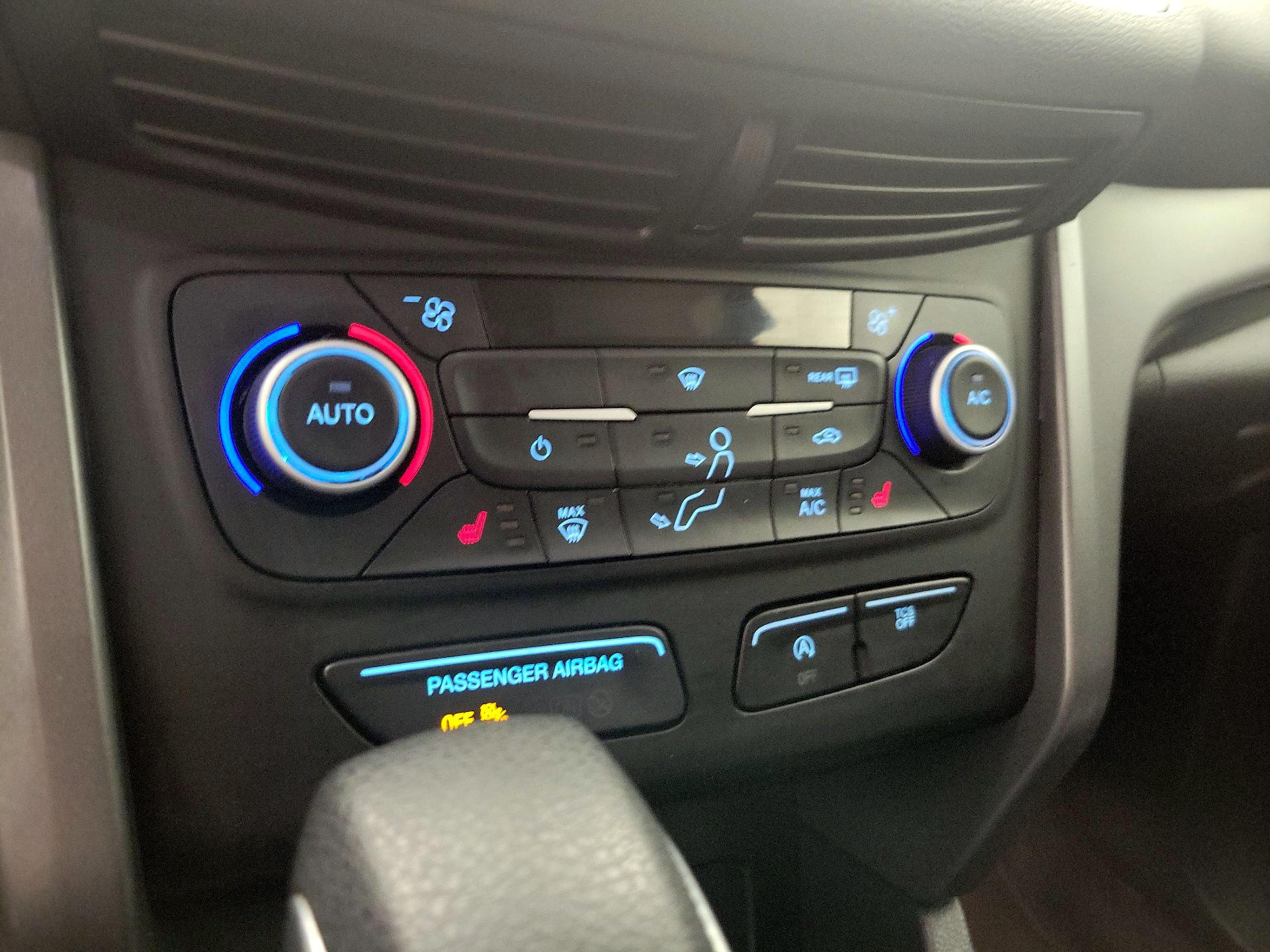 Thumbnail: 2019 Ford Escape - 16