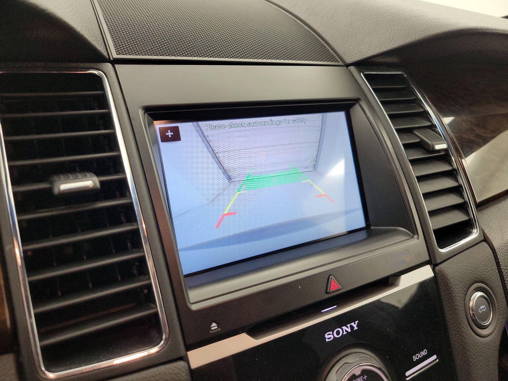 Thumbnail: 2017 Ford Taurus - 15