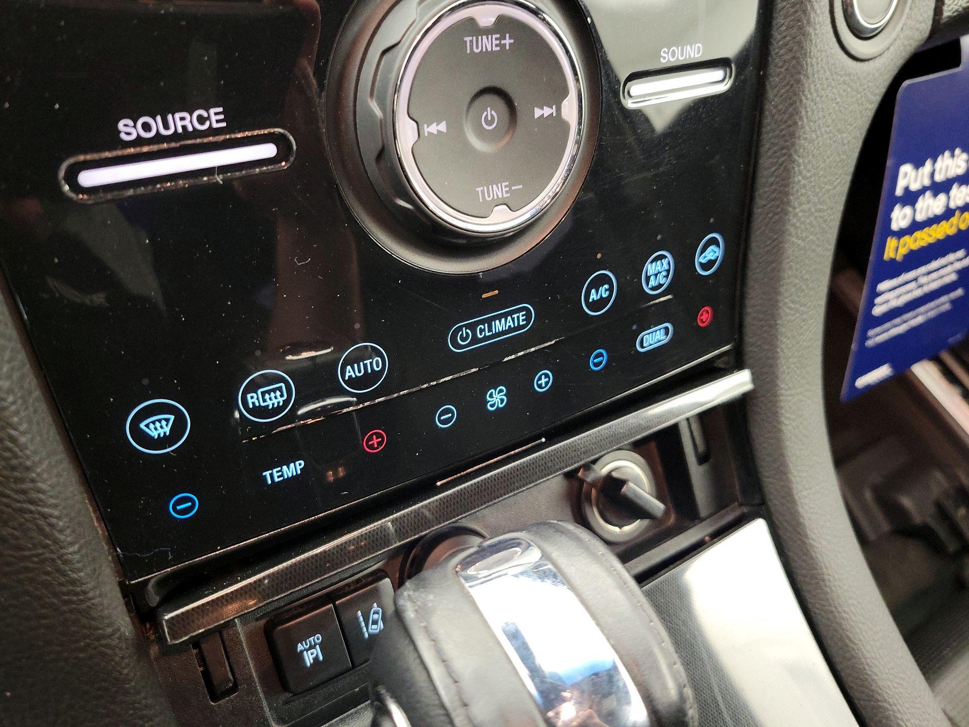 Thumbnail: 2017 Ford Taurus - 17