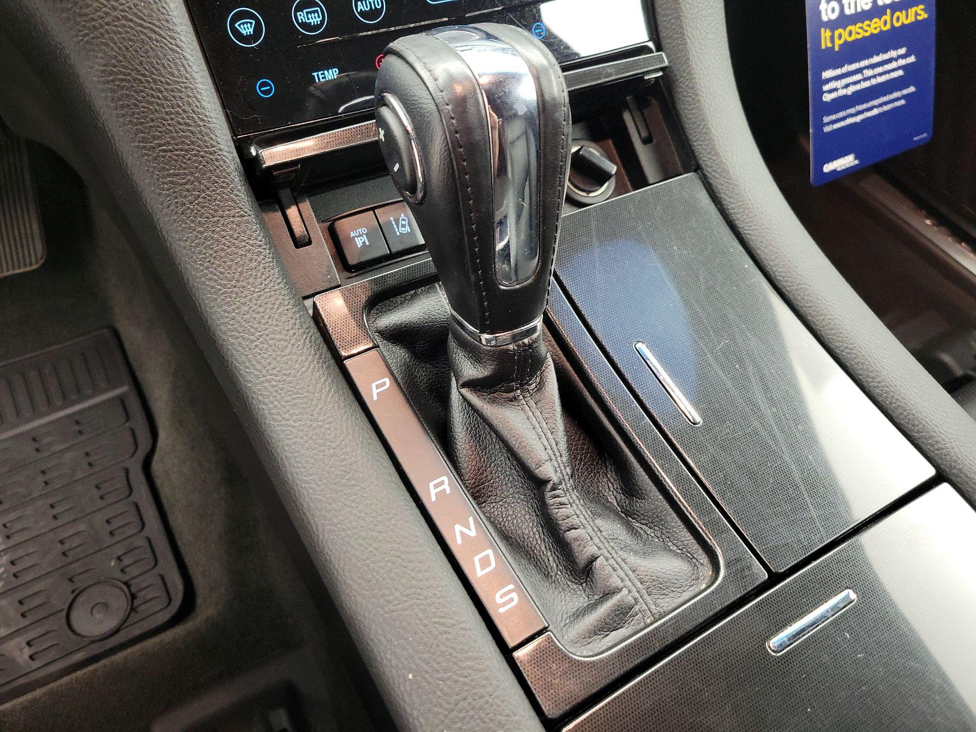 Thumbnail: 2017 Ford Taurus - 18