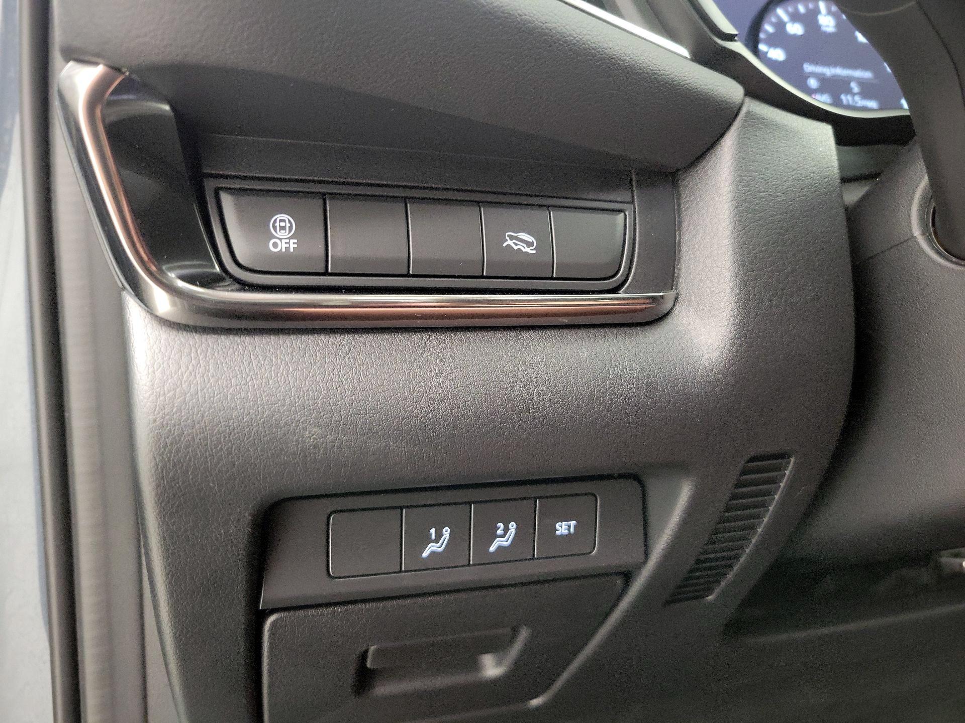 Thumbnail: 2023 Mazda CX-30 - 13